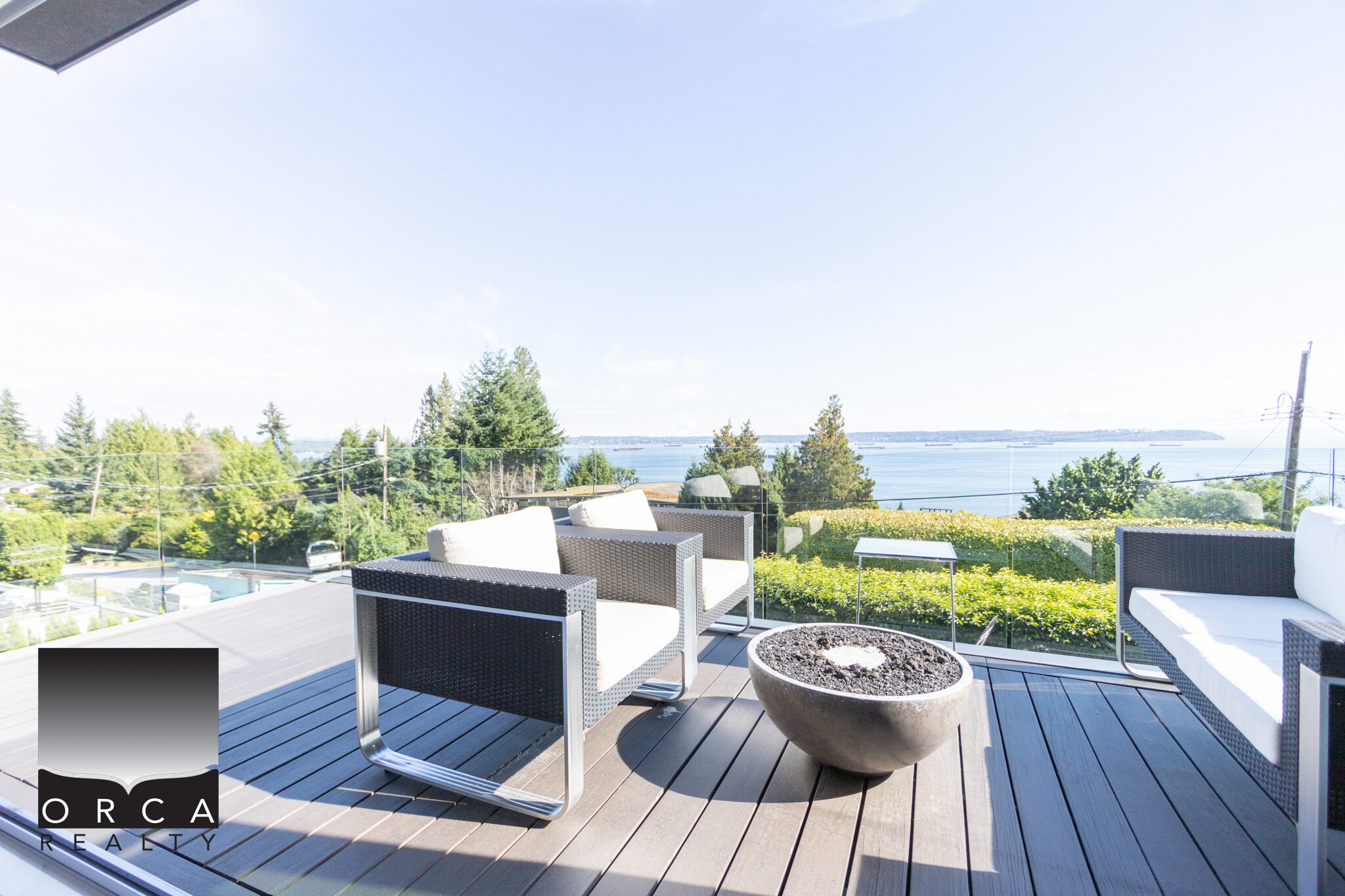 3305 Westmount Rd, West Vancouver