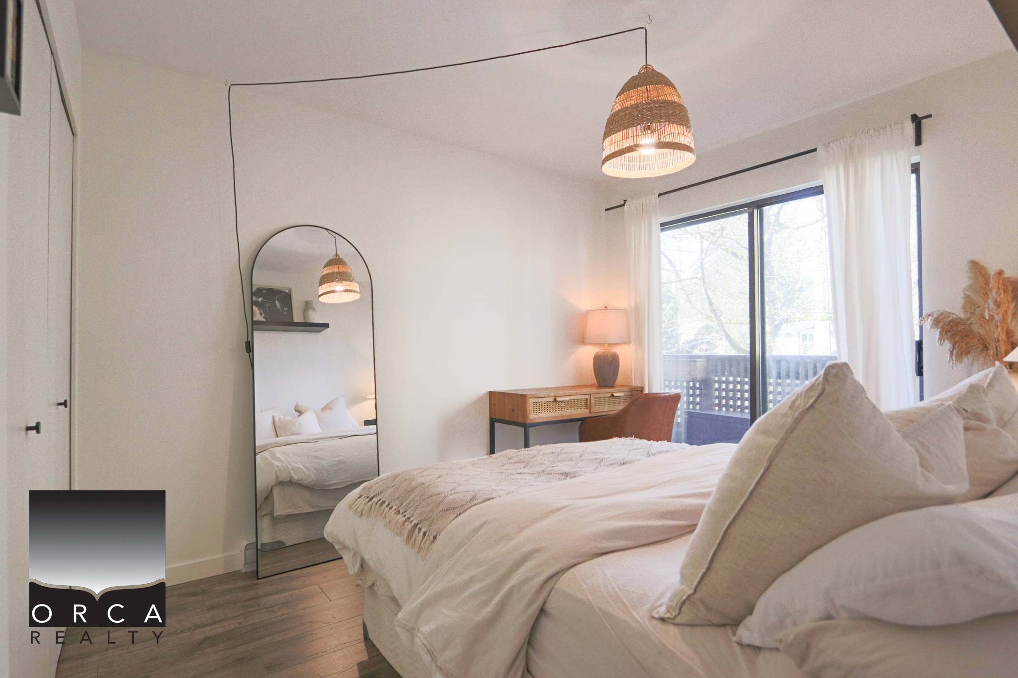 202-3191 Mountain Highway, North Vancouver