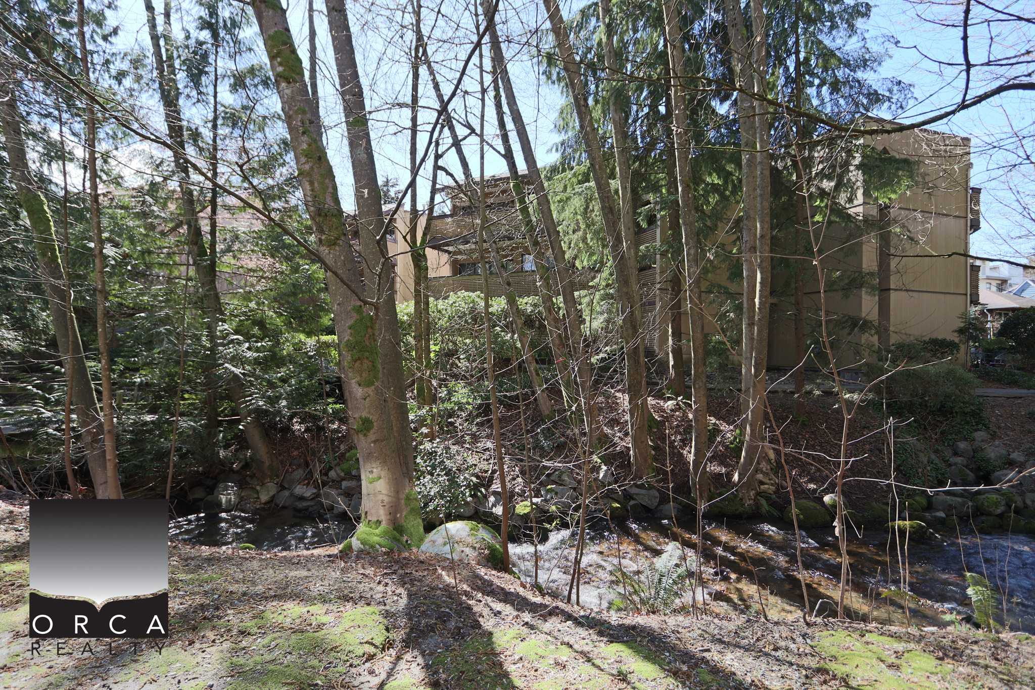 202-3191 Mountain Highway, North Vancouver