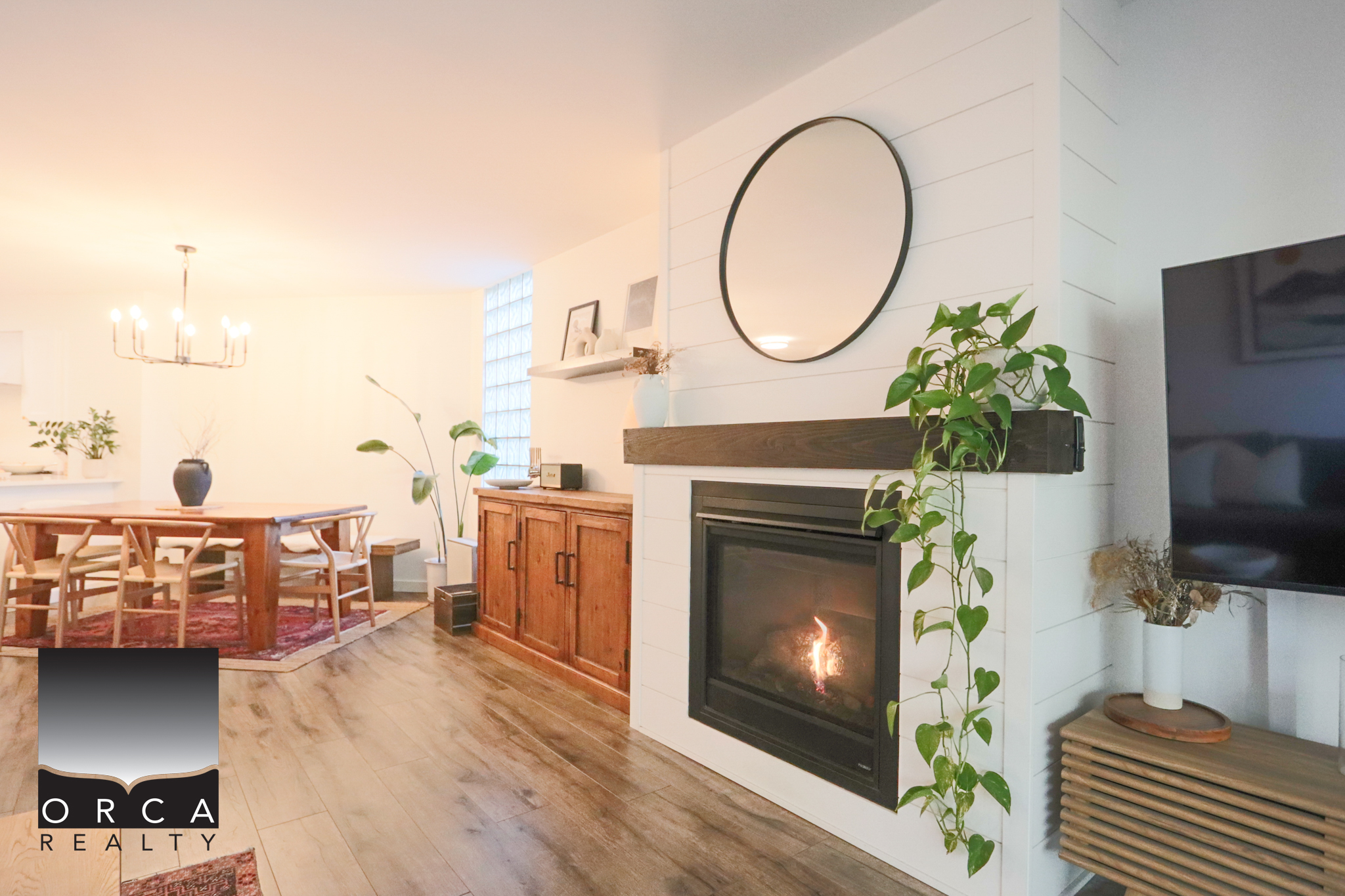 202-3191 Mountain Highway, North Vancouver