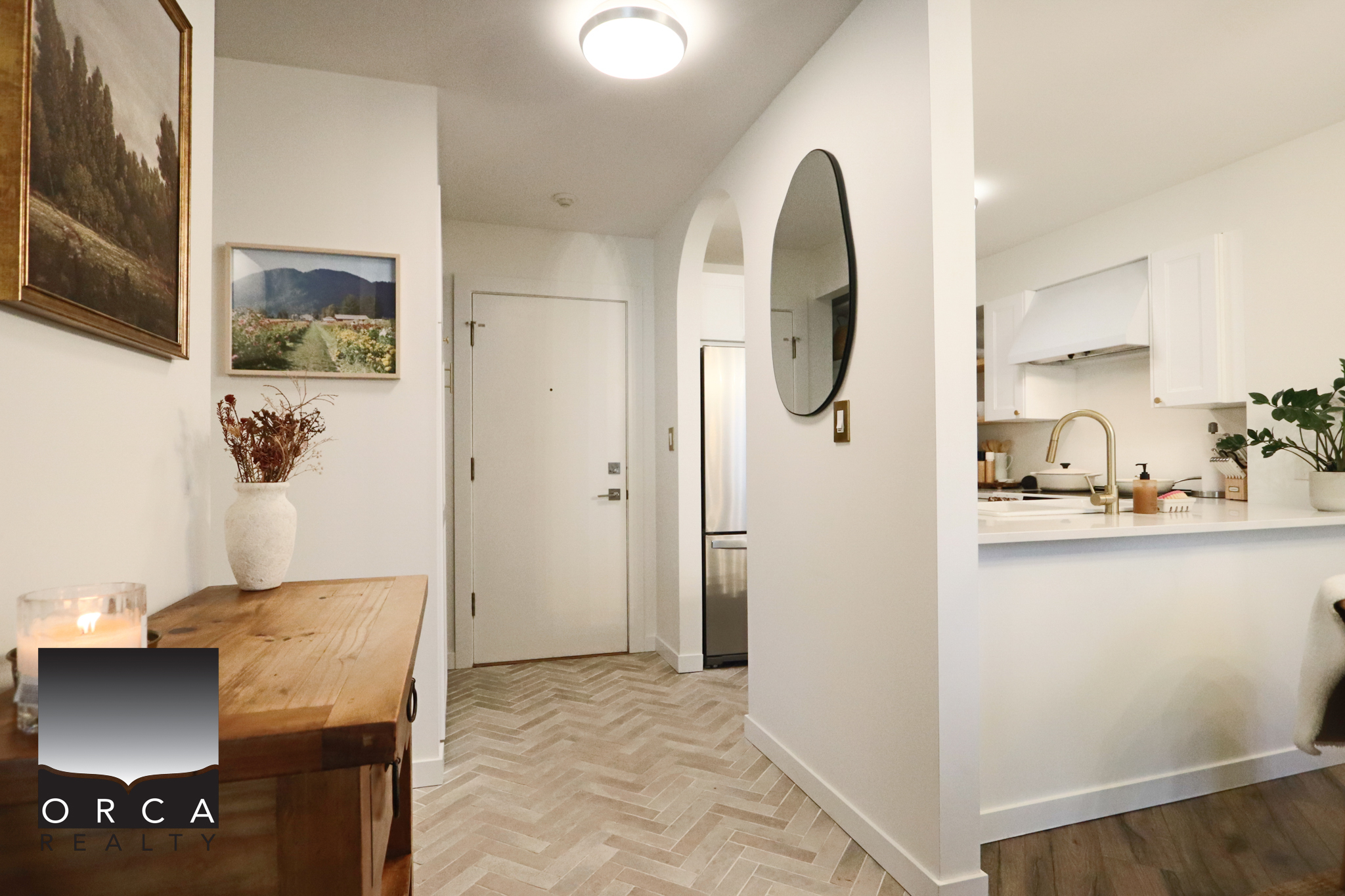 202-3191 Mountain Highway, North Vancouver