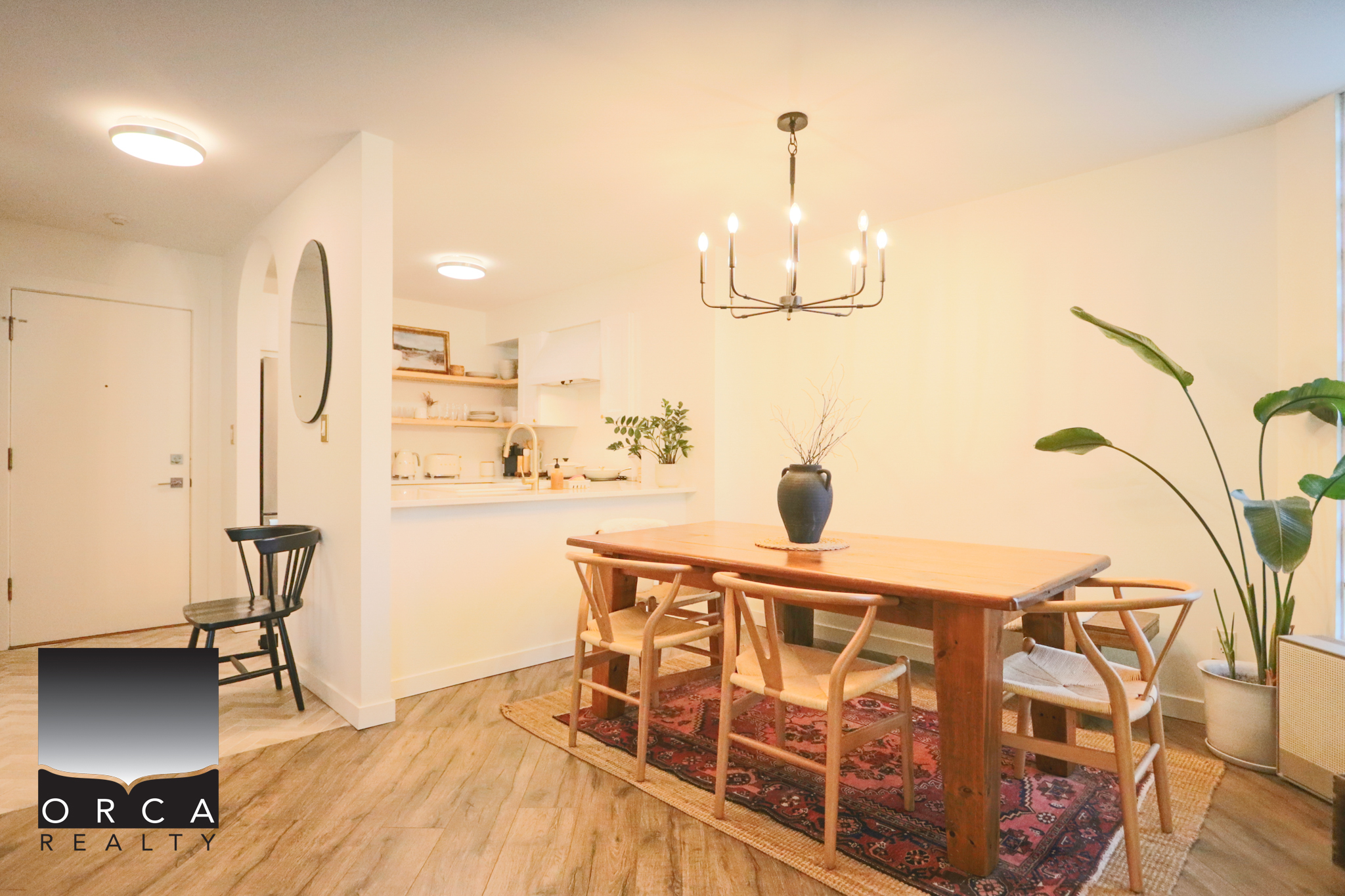 202-3191 Mountain Highway, North Vancouver