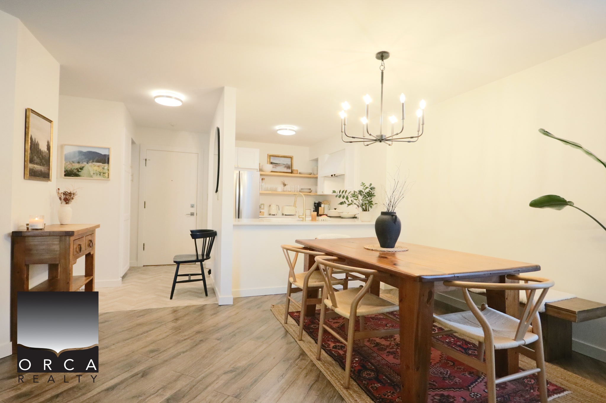 202-3191 Mountain Highway, North Vancouver