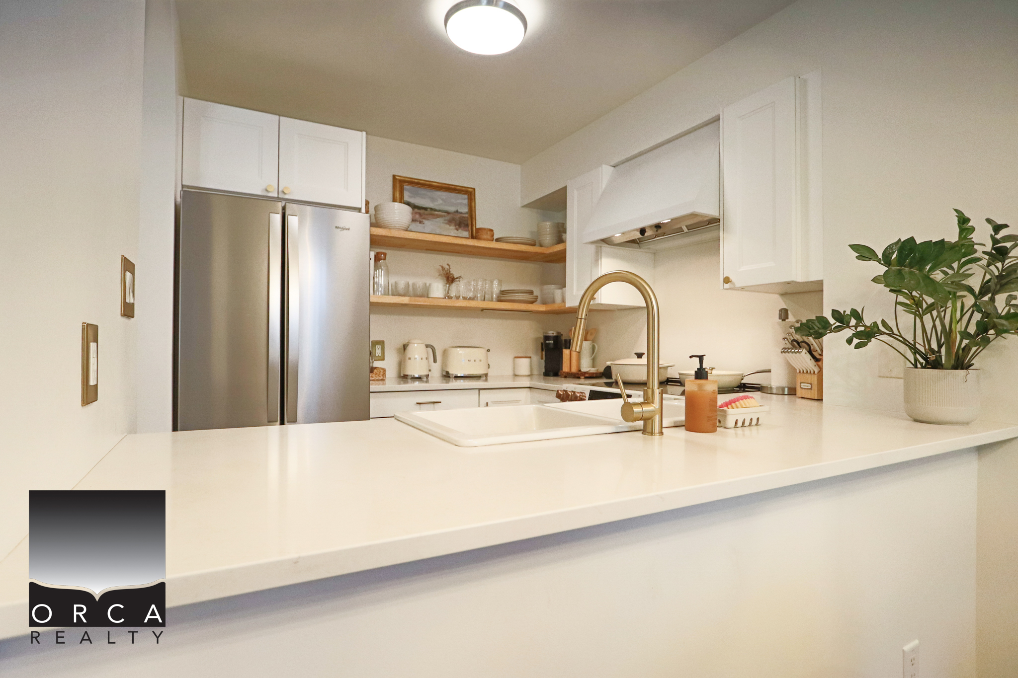 202-3191 Mountain Highway, North Vancouver