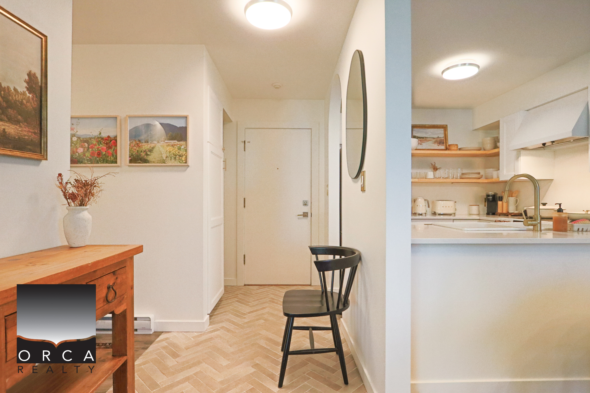 202-3191 Mountain Highway, North Vancouver