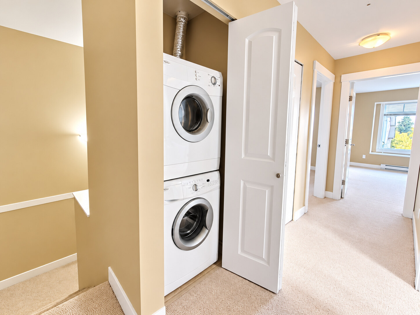 57-7428 14th Ave, Burnaby (Pets Allowed)