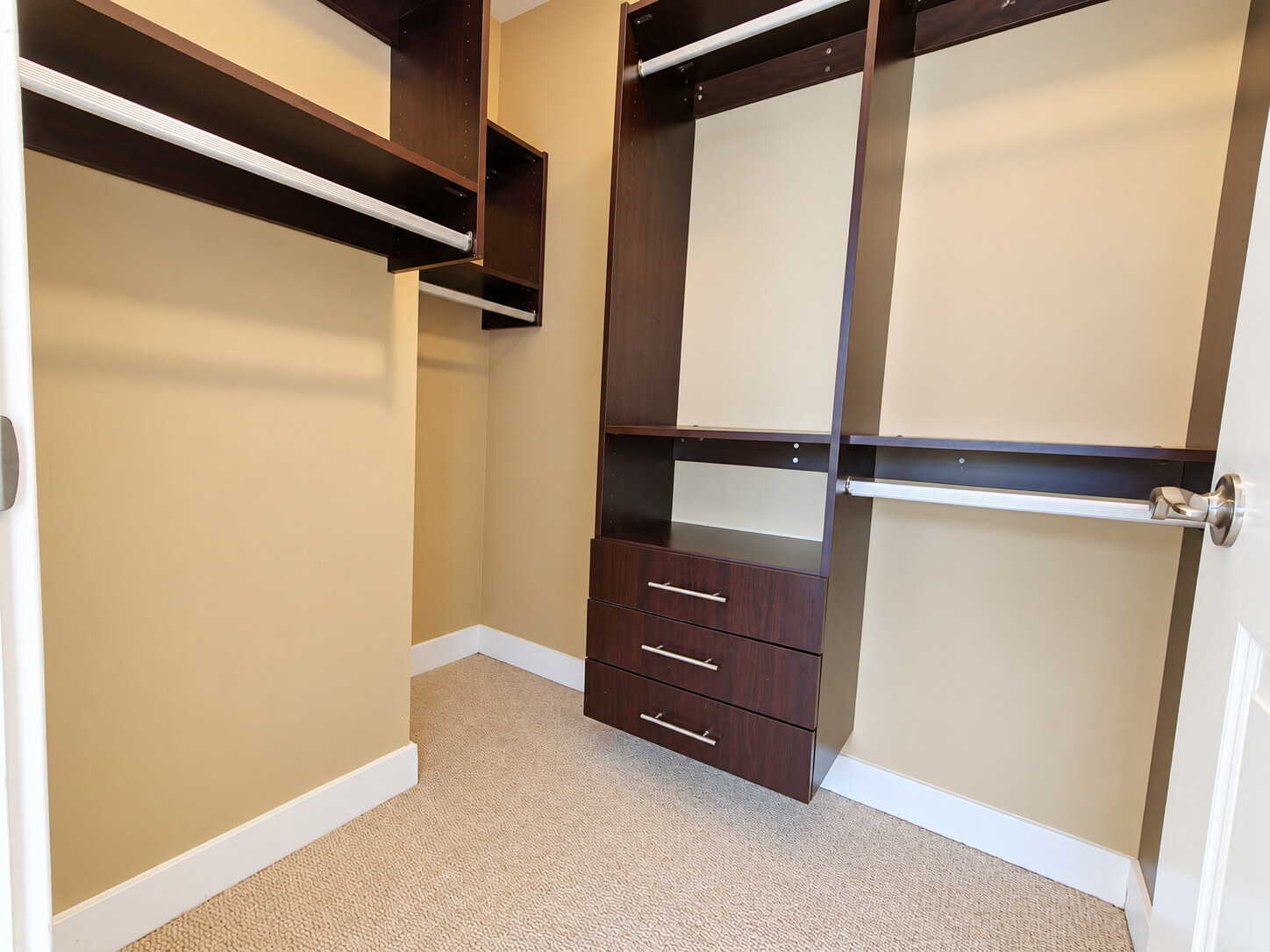 57-7428 14th Ave, Burnaby (Pets Allowed)