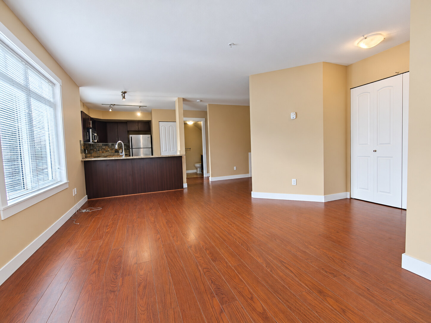 57-7428 14th Ave, Burnaby (Pets Allowed)
