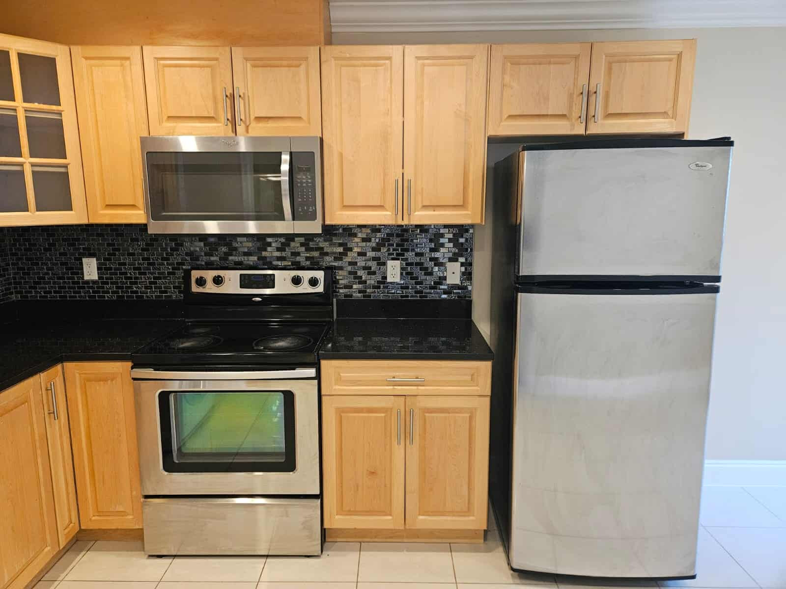 253 B 27th Street, North Vancouver (Basement Suite)