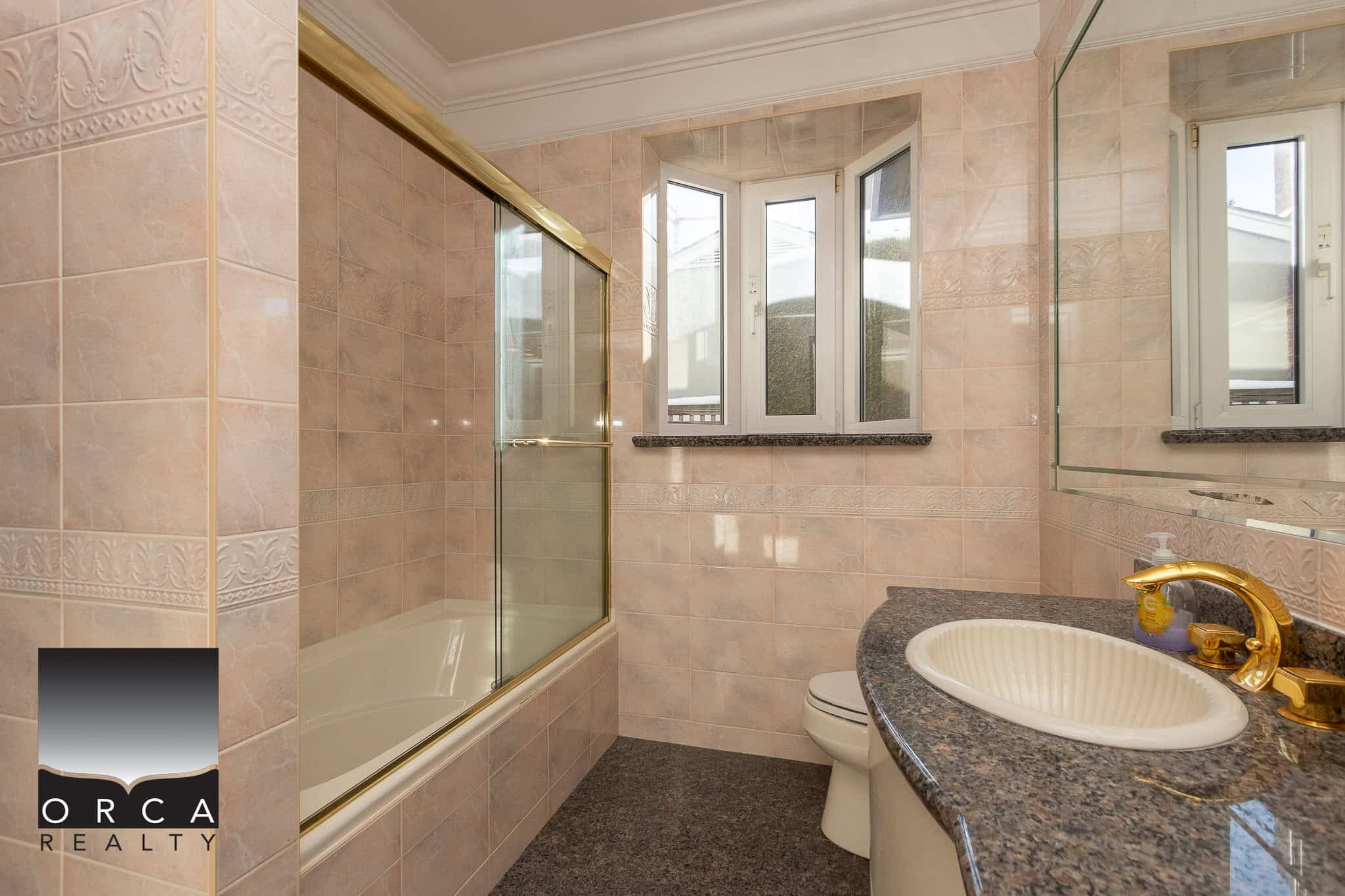 5369 Manson Street, Vancouver