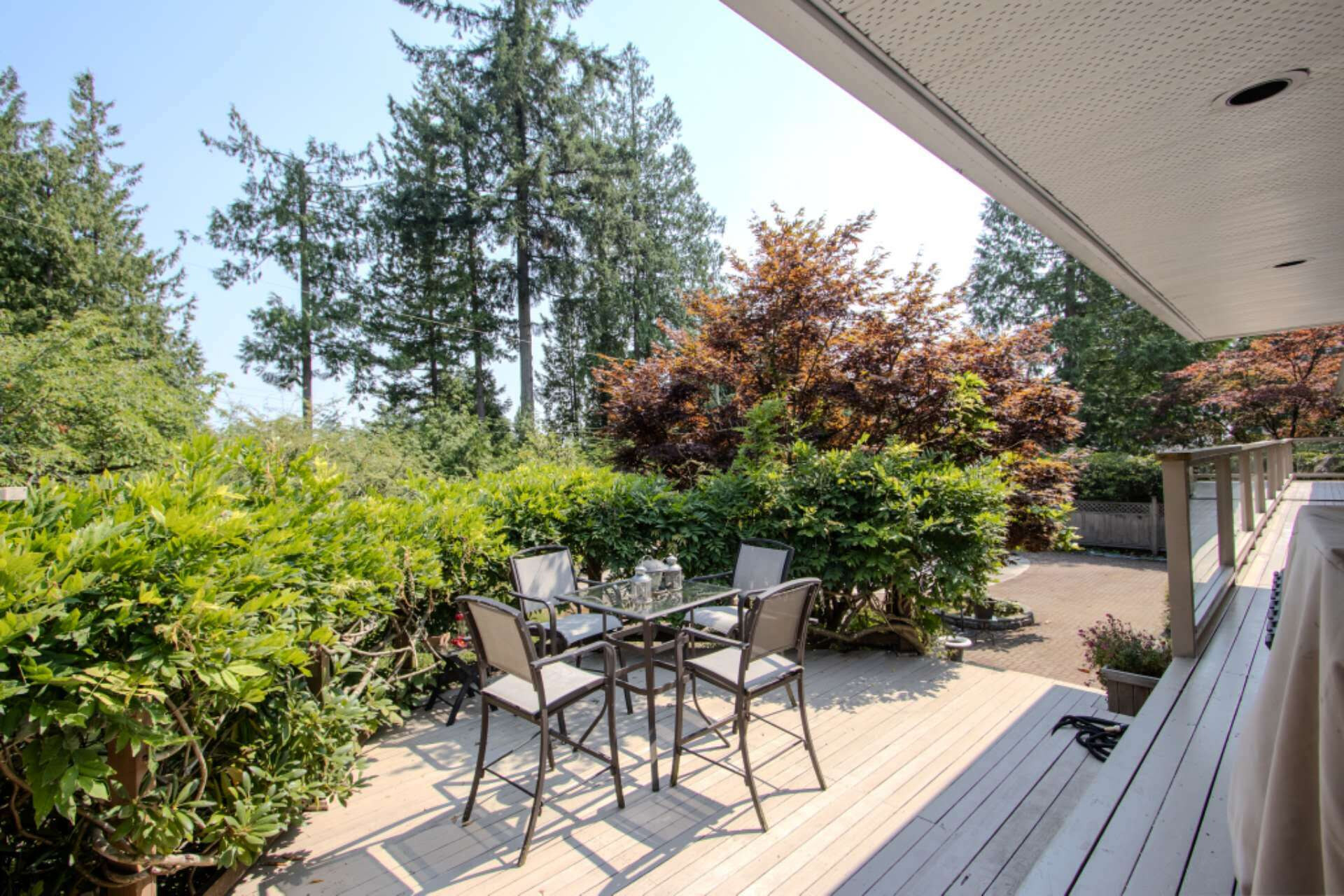 606 St Andrews Rd, West Vancouver (Upper level 3 bedrooms)
