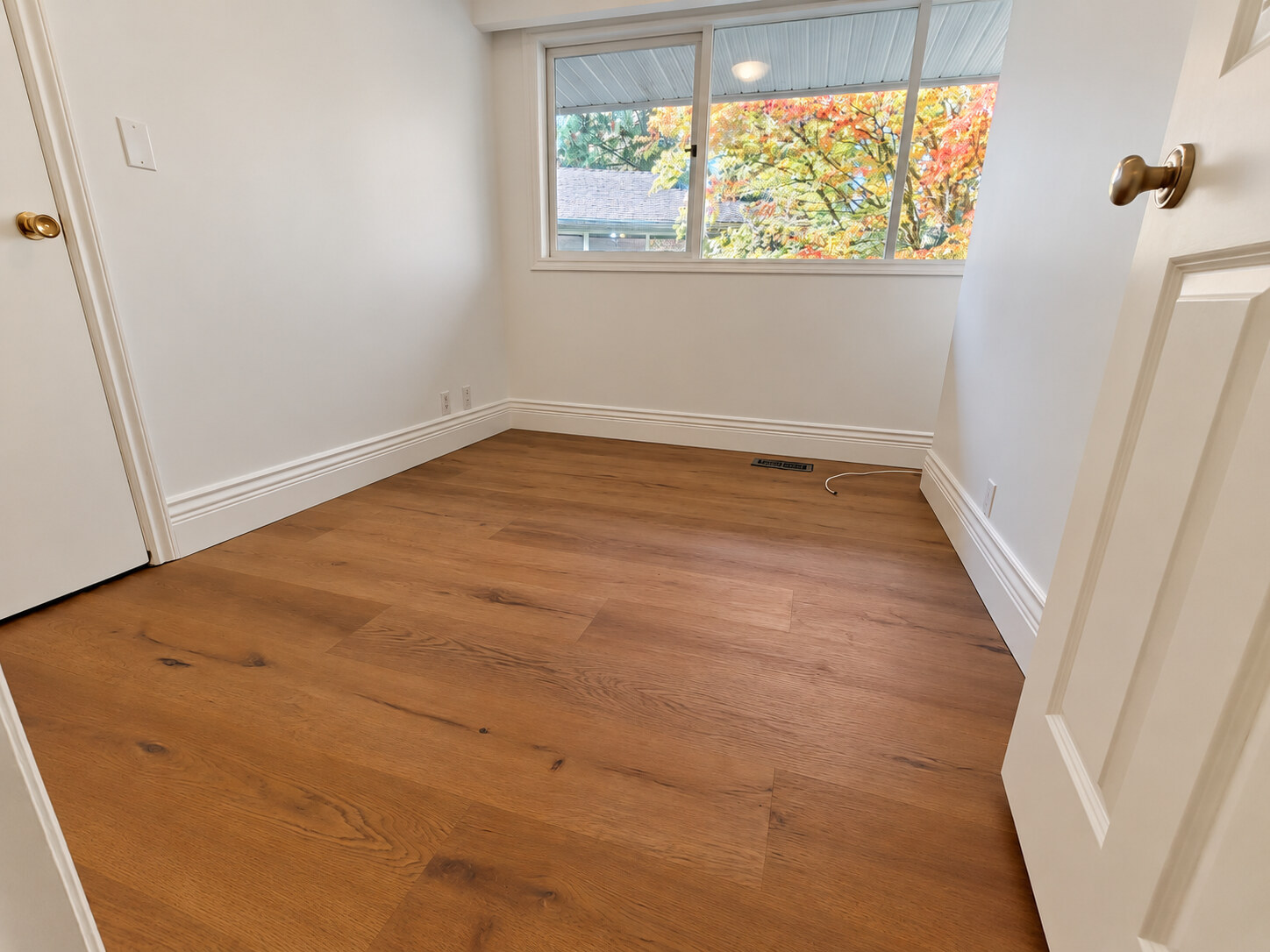 606 St Andrews Rd, West Vancouver (Upper level 3 bedrooms)