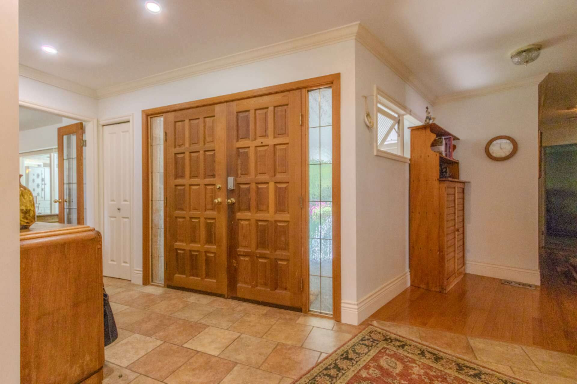 606 St Andrews Rd, West Vancouver (Upper level 3 bedrooms)