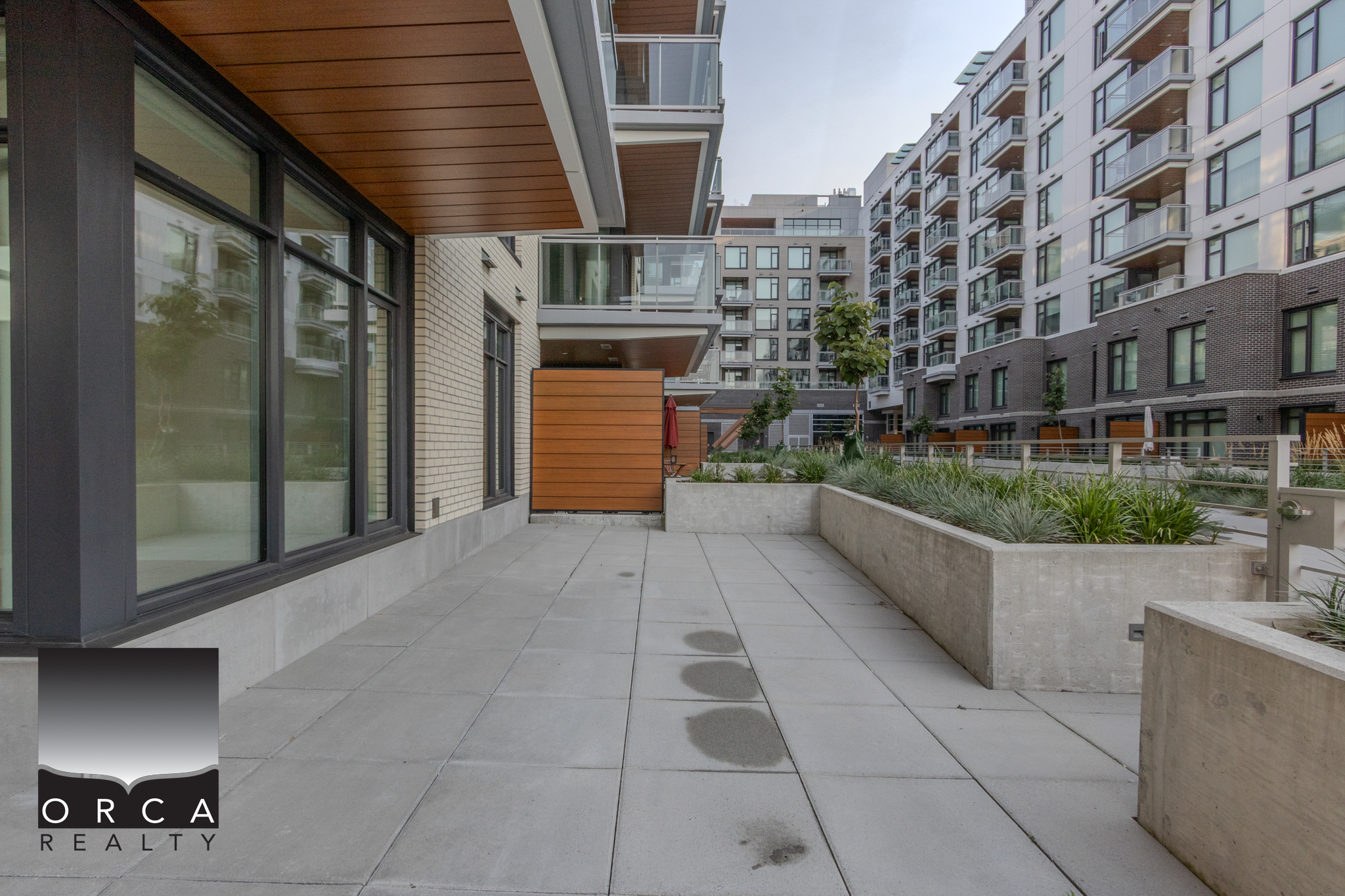 102-777 Harbour Way, North Vancouver