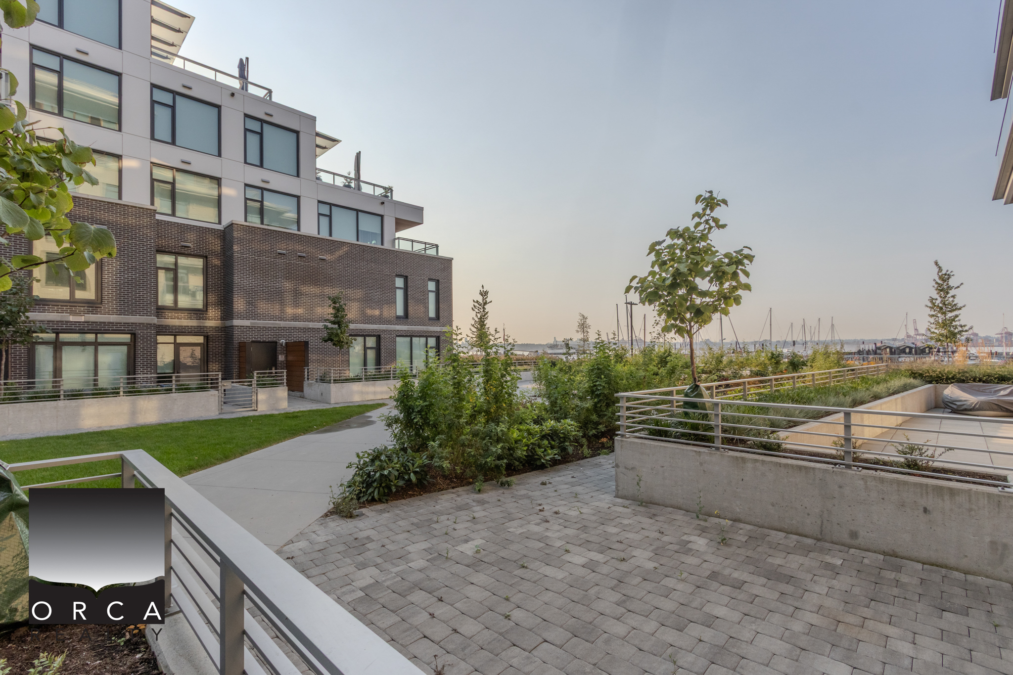 102-777 Harbour Way, North Vancouver