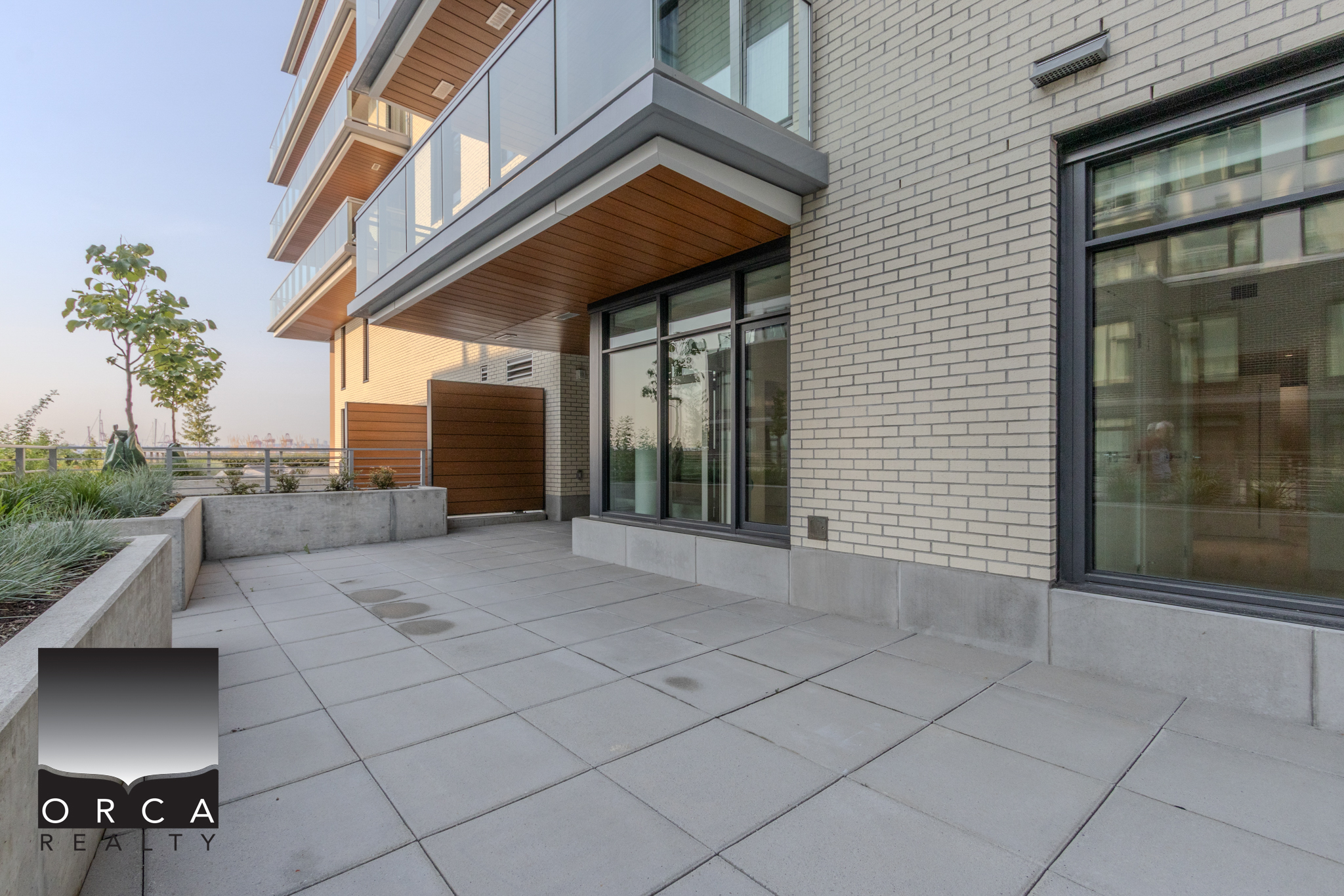 102-777 Harbour Way, North Vancouver
