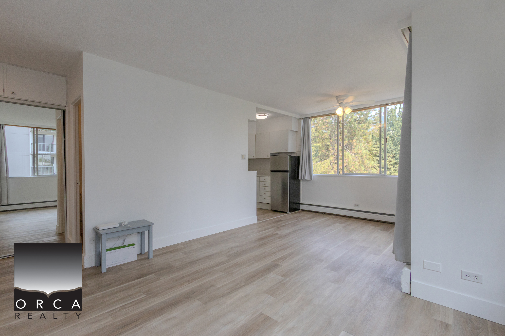 701-1785 Esquimalt Avenue, West Vancouver