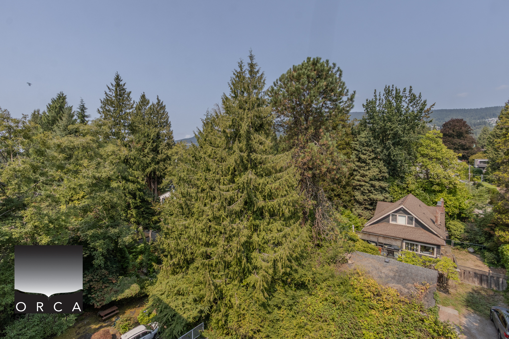 701-1785 Esquimalt Avenue, West Vancouver
