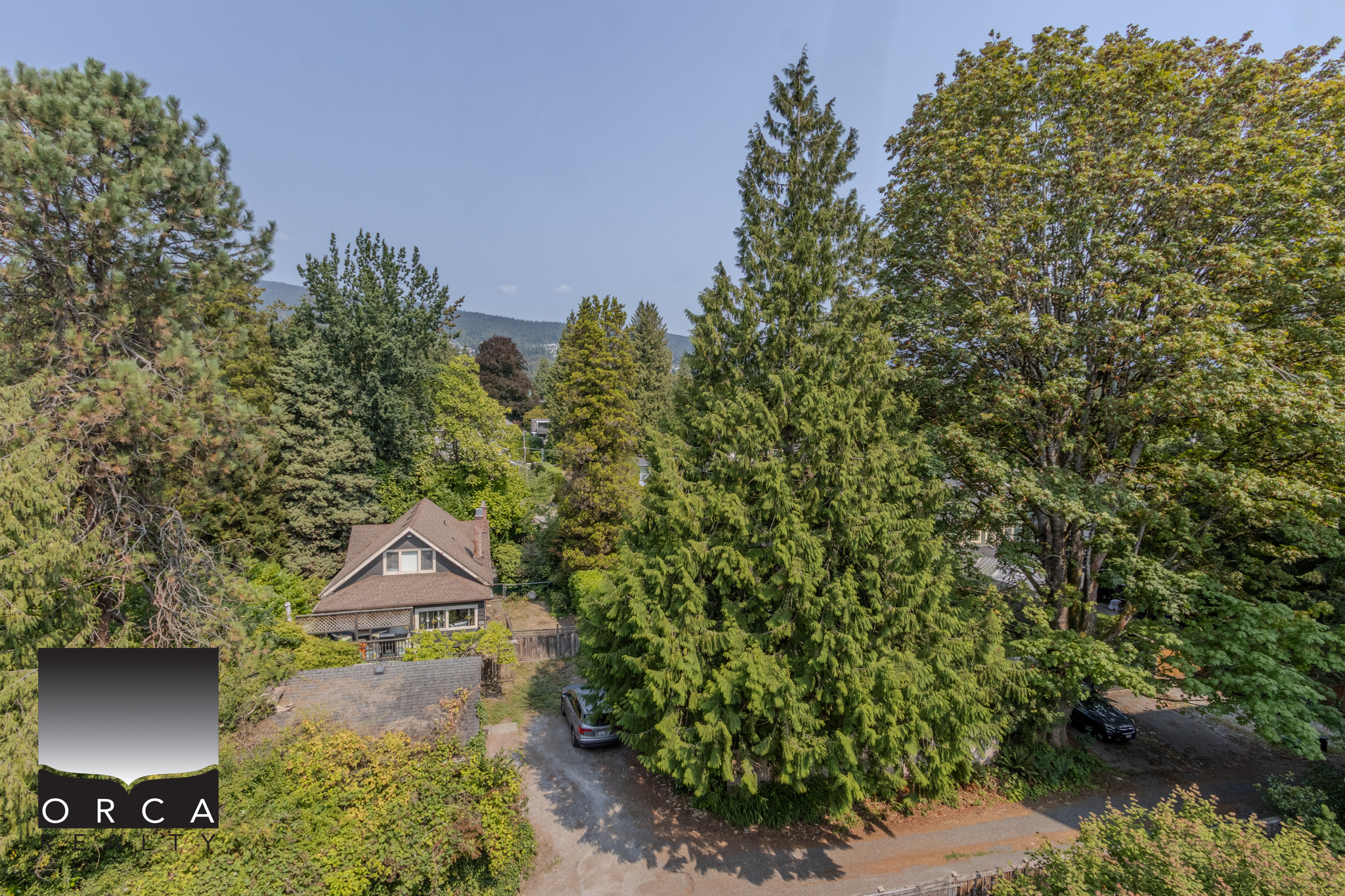 701-1785 Esquimalt Avenue, West Vancouver