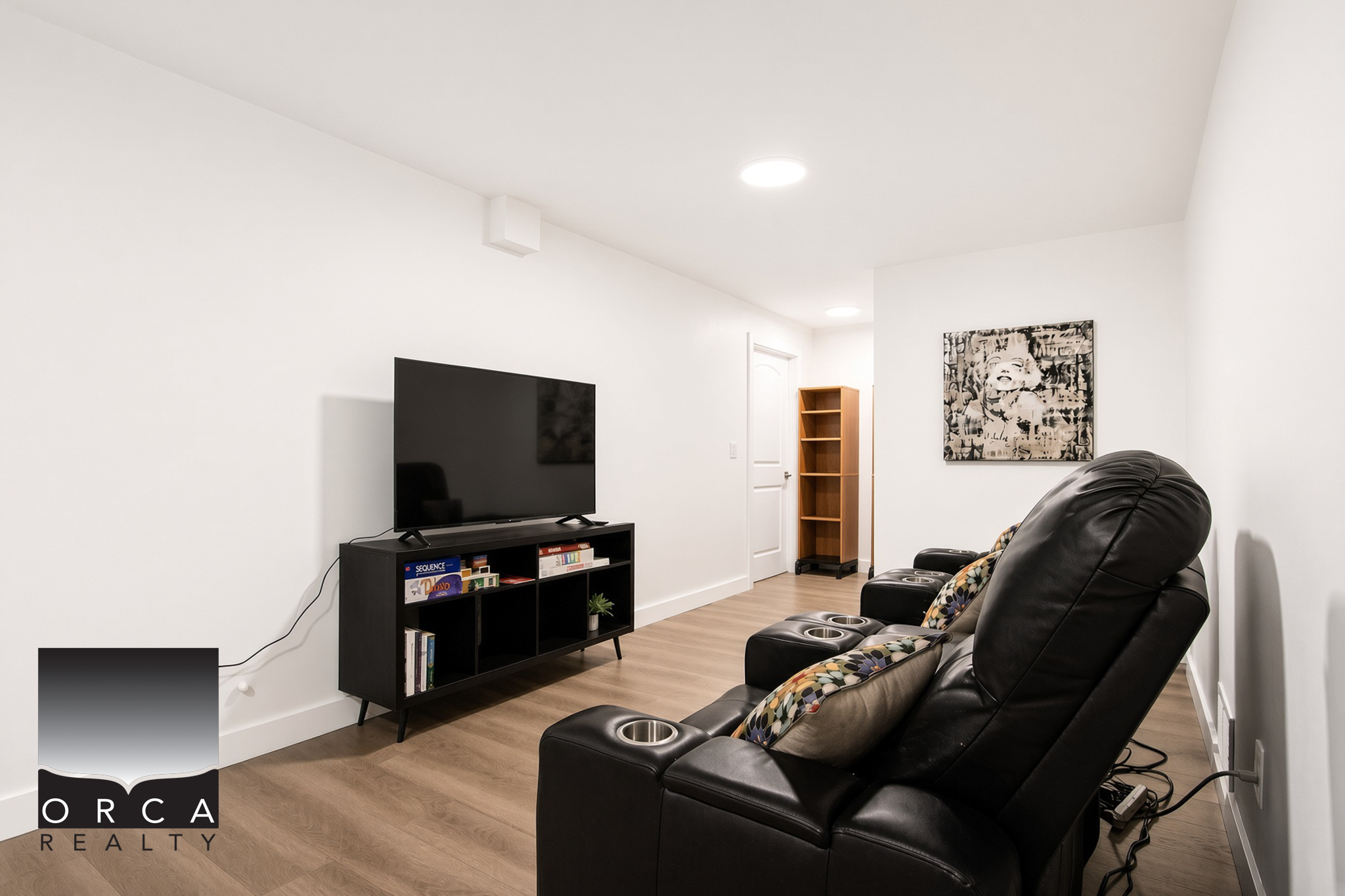 906 Sauve Crt, North Vancouver