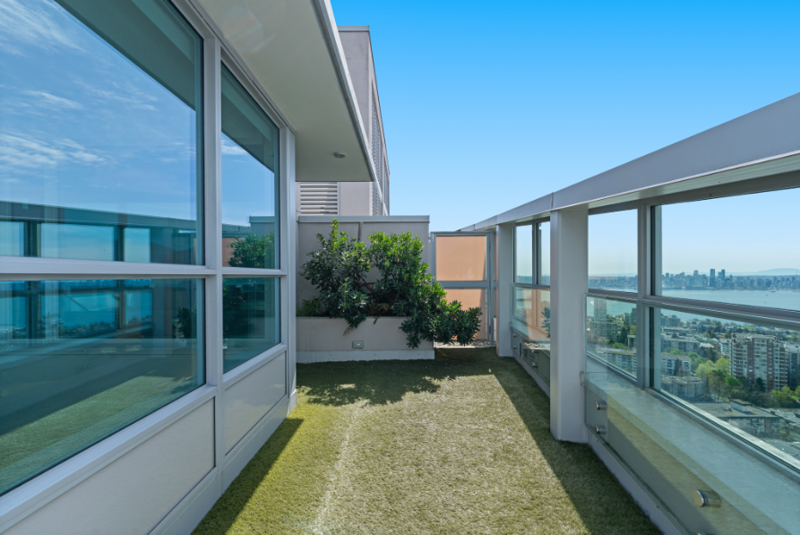 2403-125 East 14th, North Vancouver