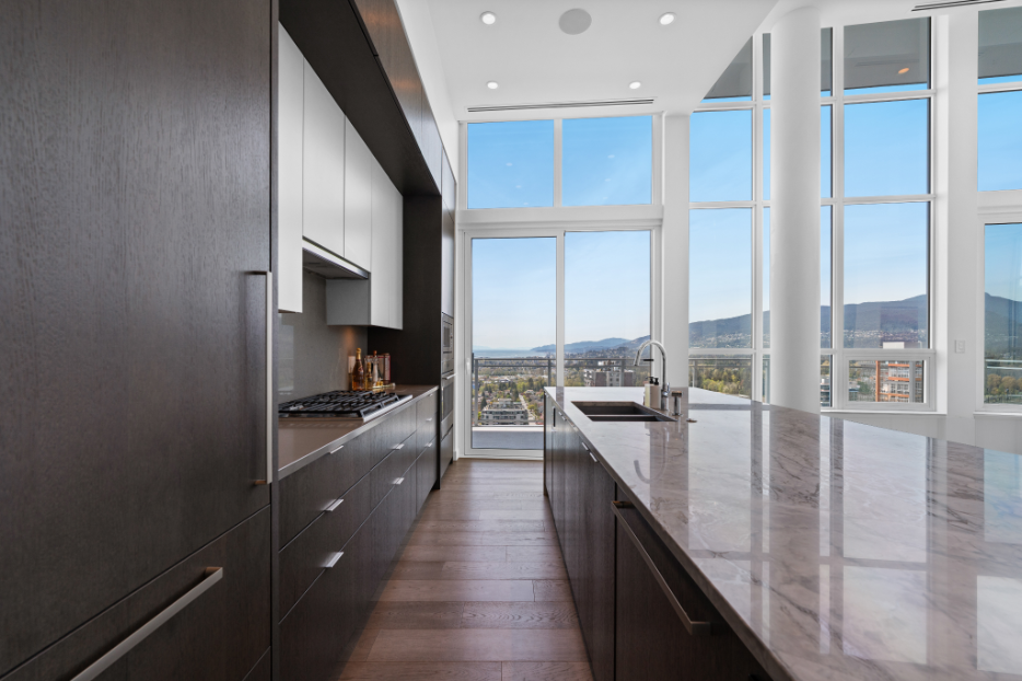 2403-125 East 14th, North Vancouver