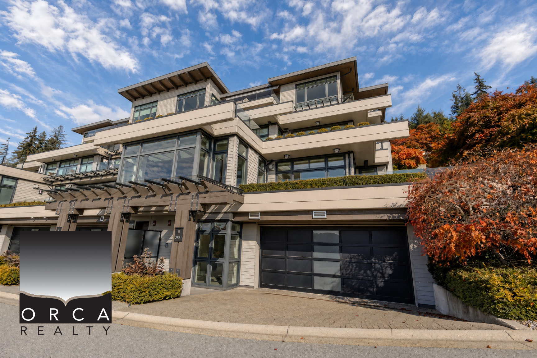 2551 Highgrove Mews, West Vancouver
