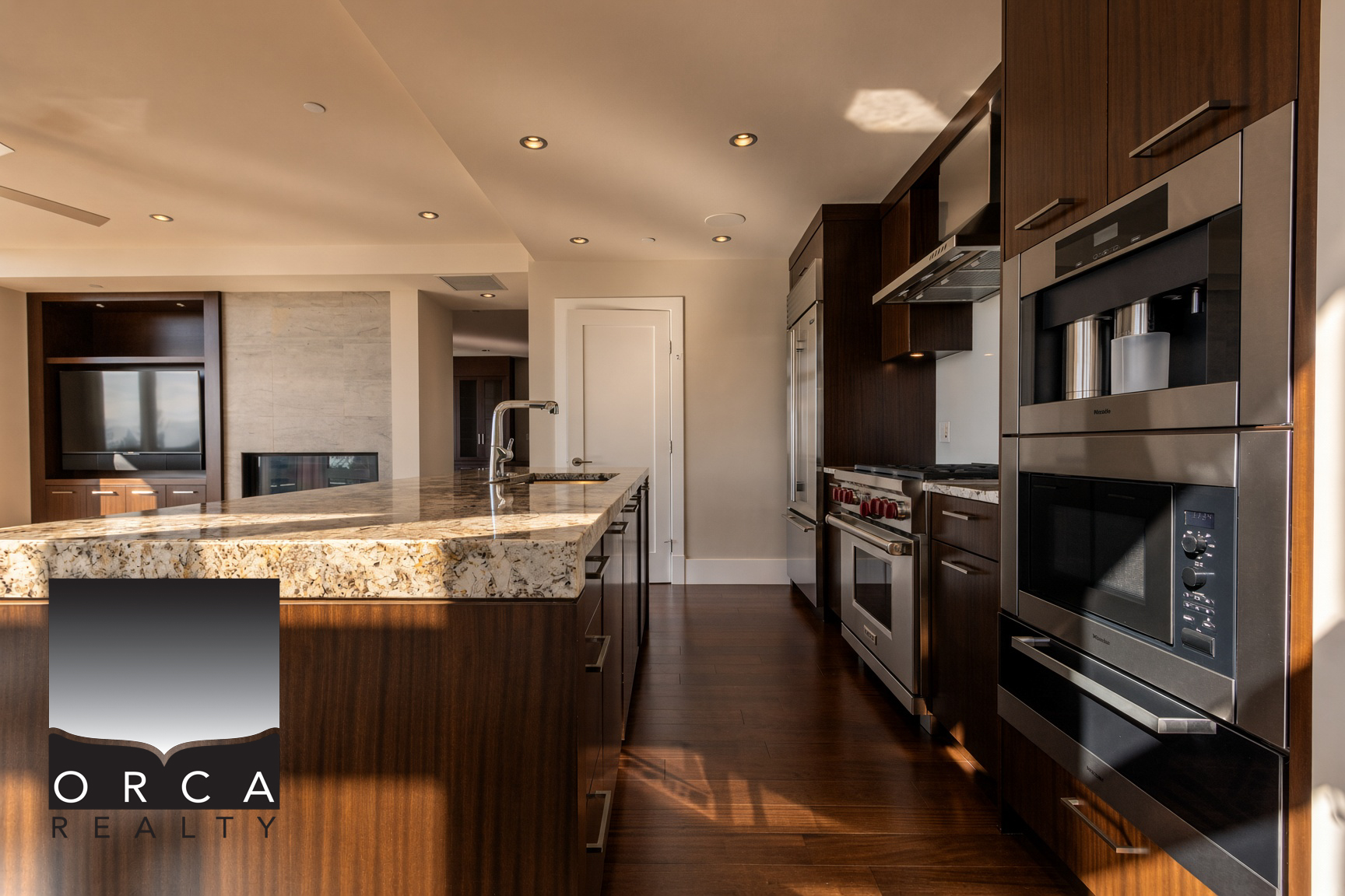 2551 Highgrove Mews, West Vancouver