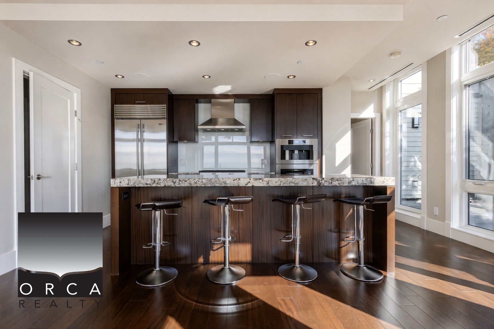 2551 Highgrove Mews, West Vancouver