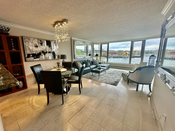 304-1675 Hornby Street, Vancouver