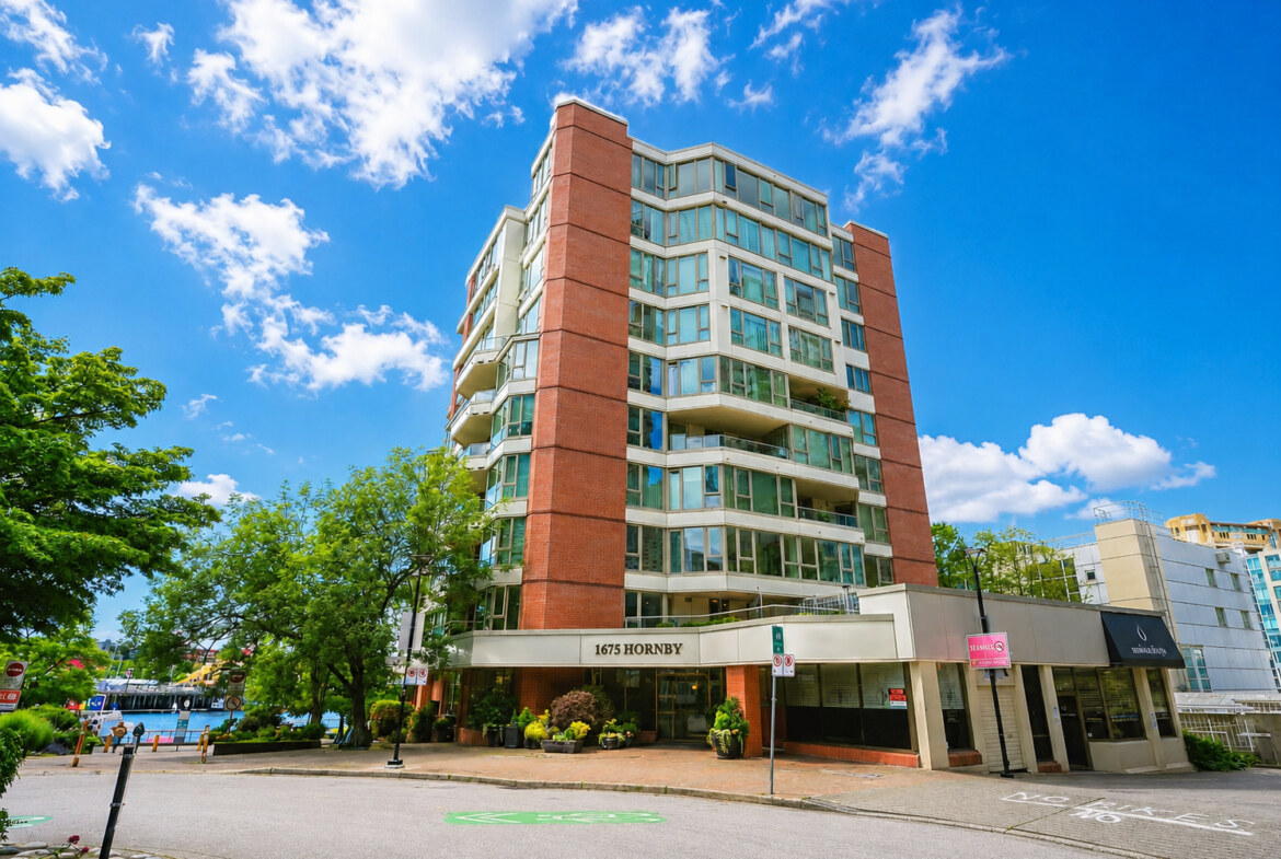 304-1675 Hornby Street, Vancouver