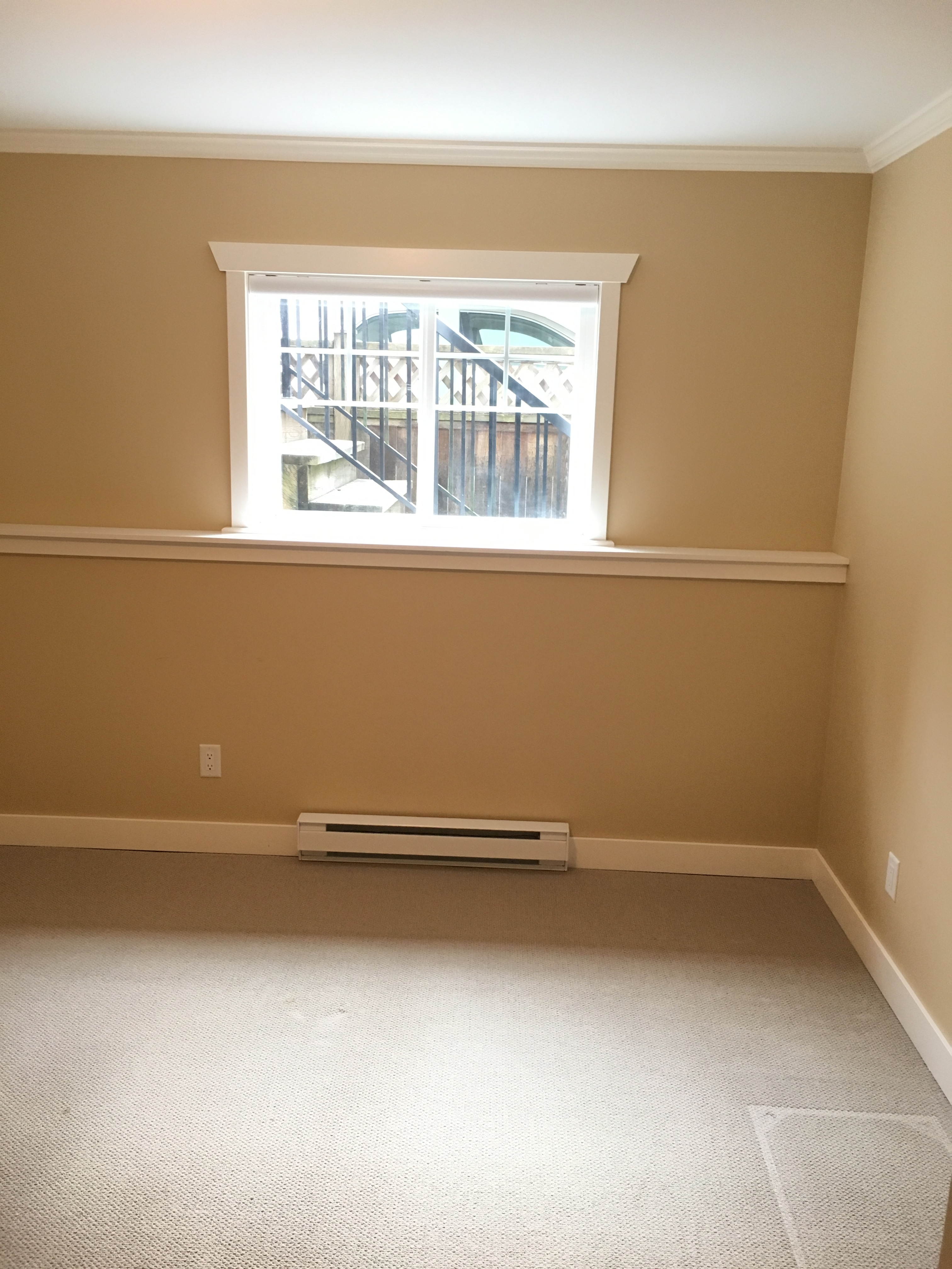 555 Greenway Ave, North Vancouver (Ground level)