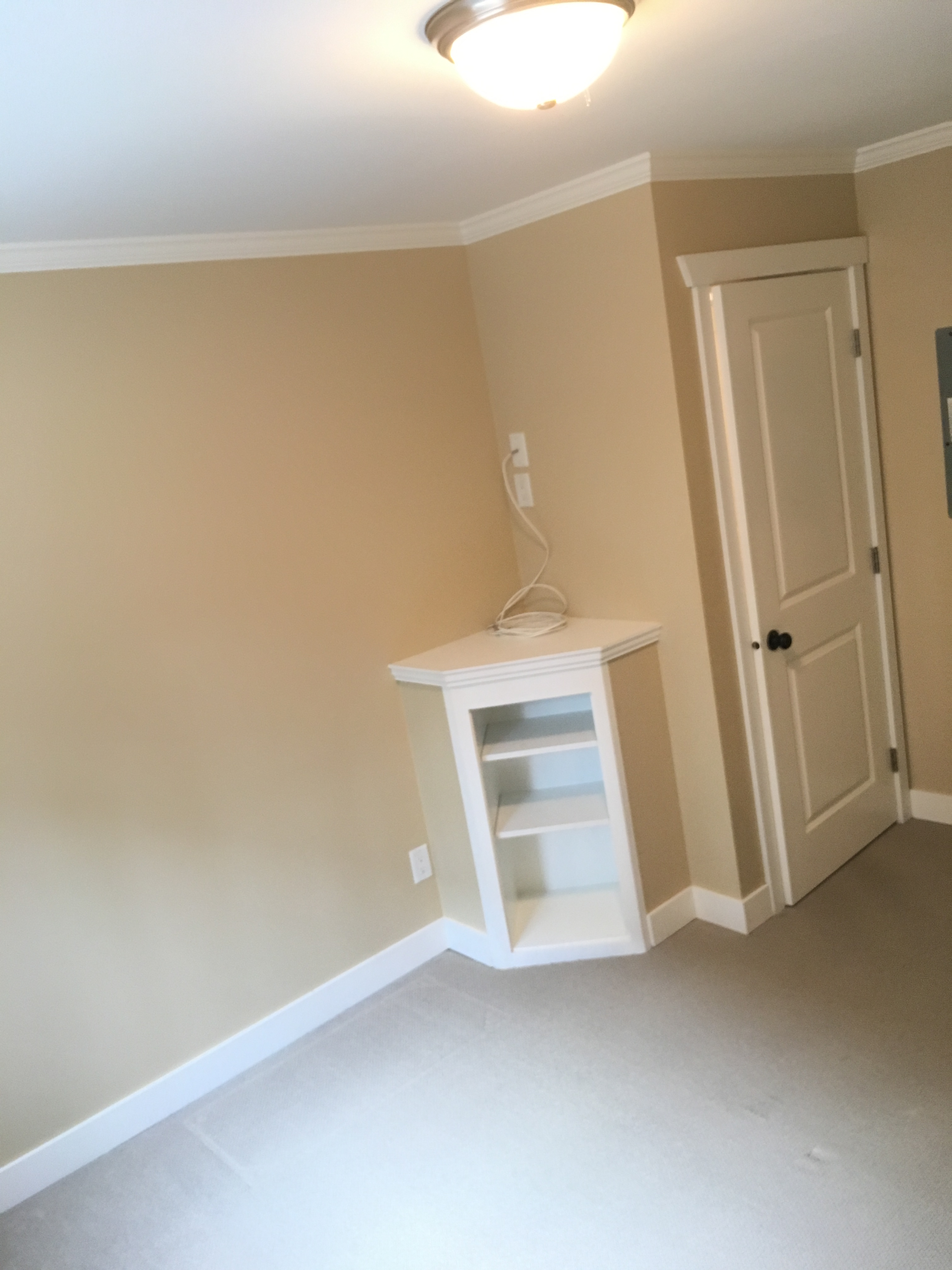 555 Greenway Ave, North Vancouver (Ground level)