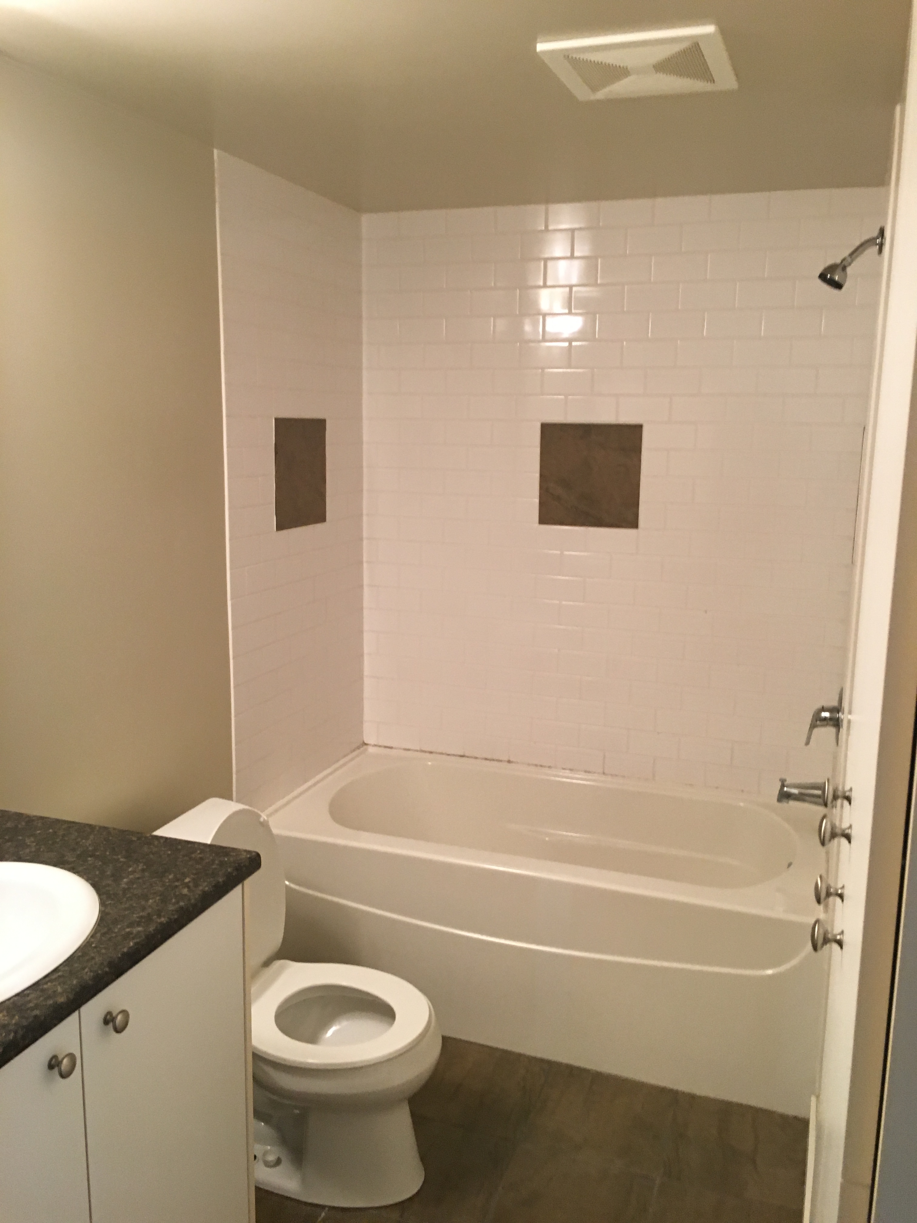 555 Greenway Ave, North Vancouver (Ground level)