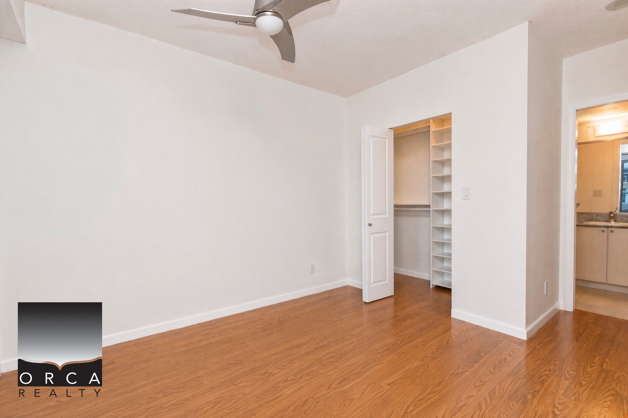 707-9232 University Crescent, Burnaby
