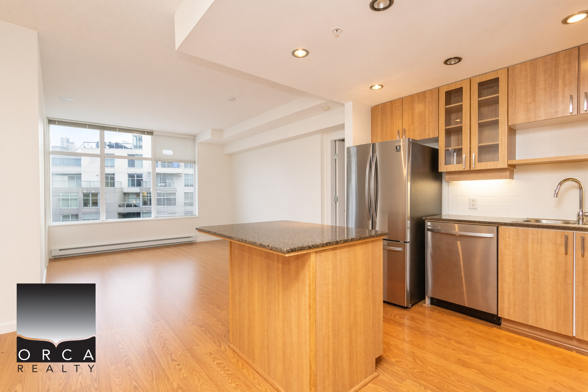 707-9232 University Crescent, Burnaby