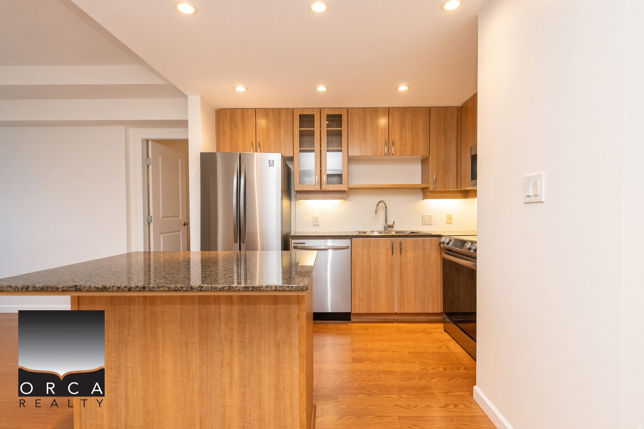 707-9232 University Crescent, Burnaby