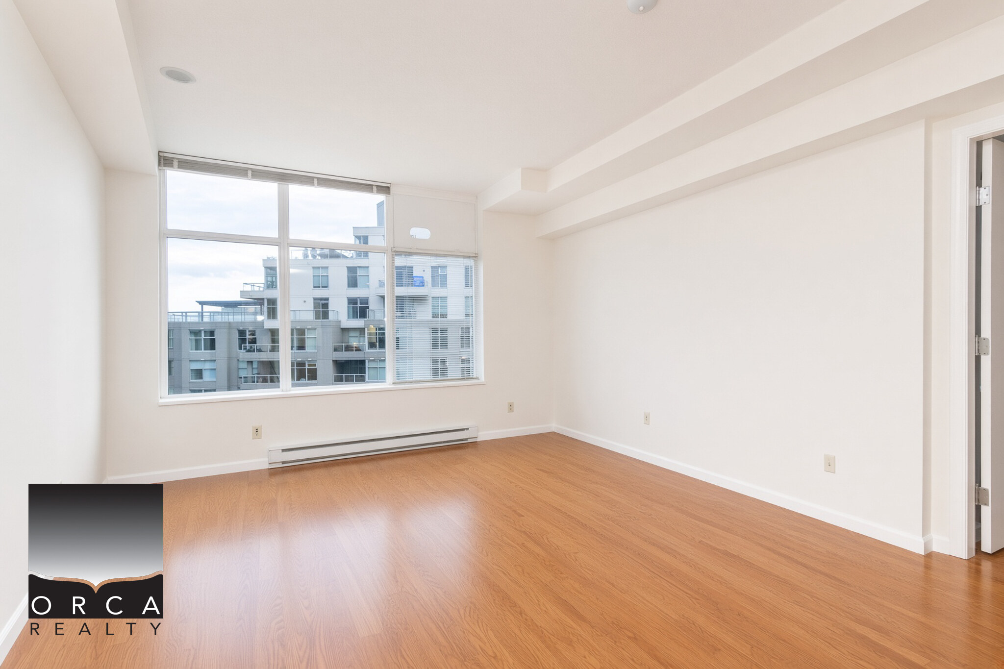 707-9232 University Crescent, Burnaby