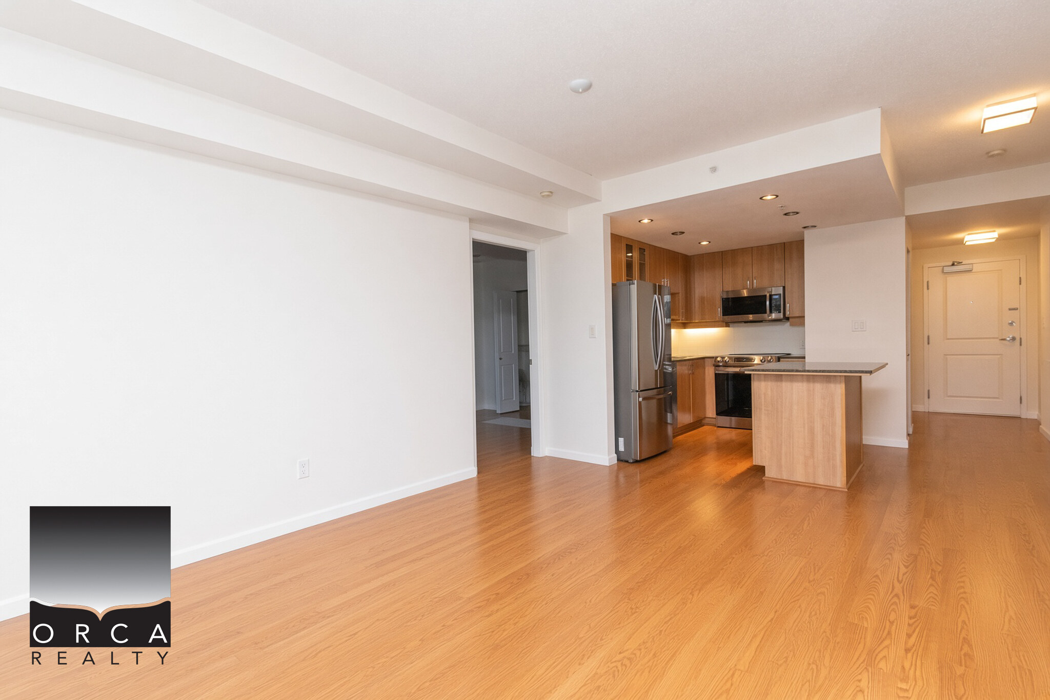 707-9232 University Crescent, Burnaby