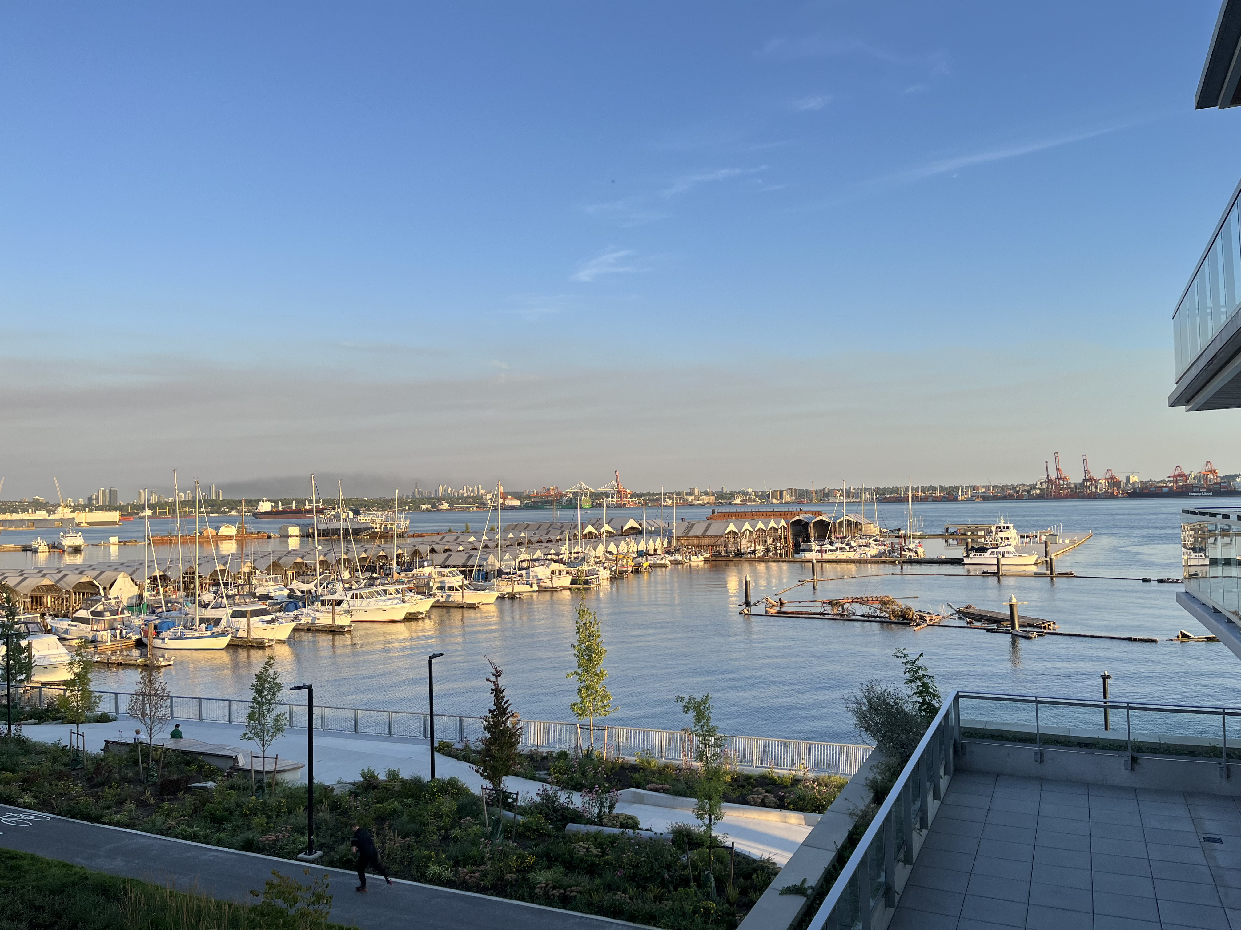 407-785 Harbour Way, North Vancouver