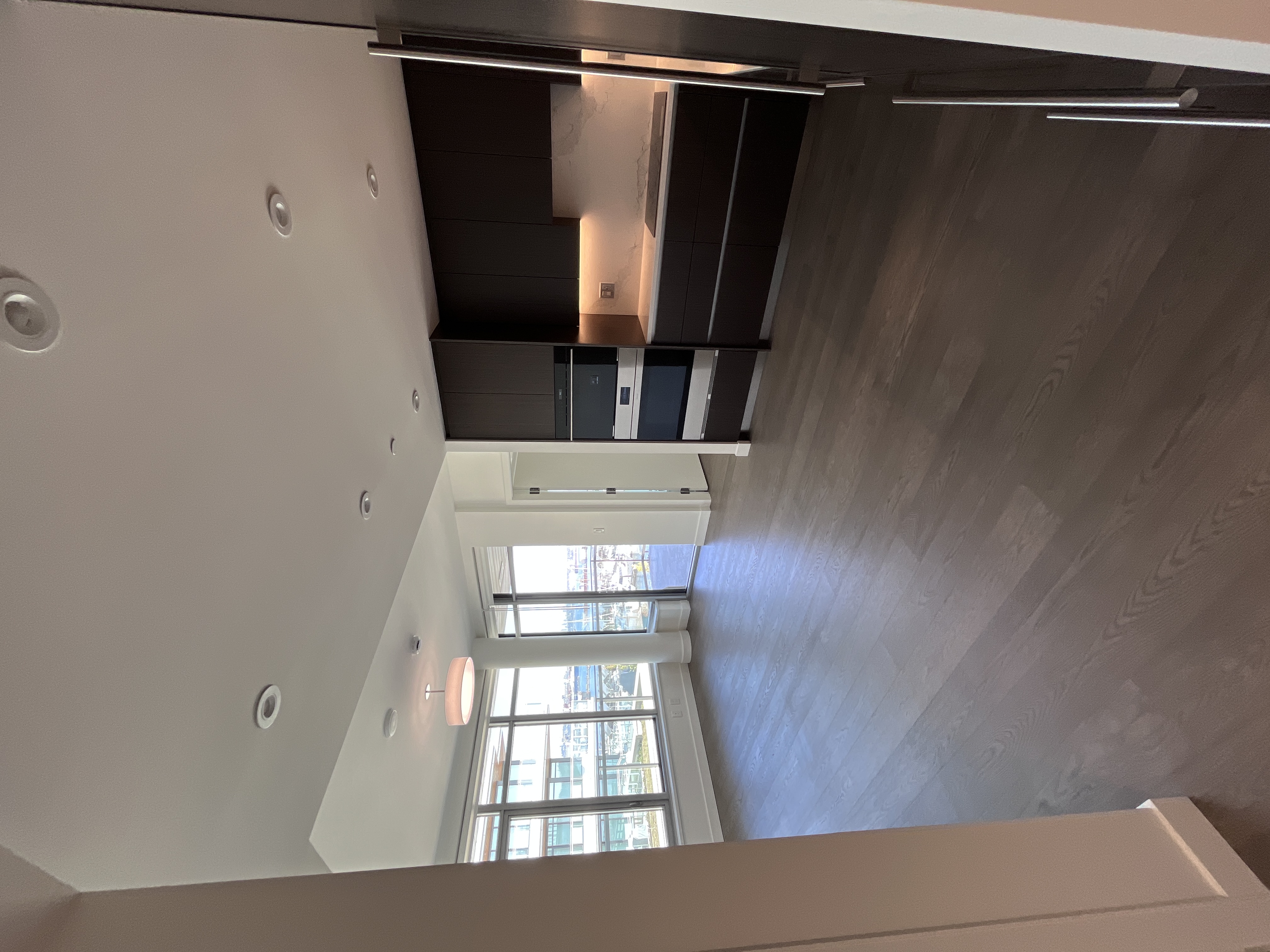 407-785 Harbour Way, North Vancouver