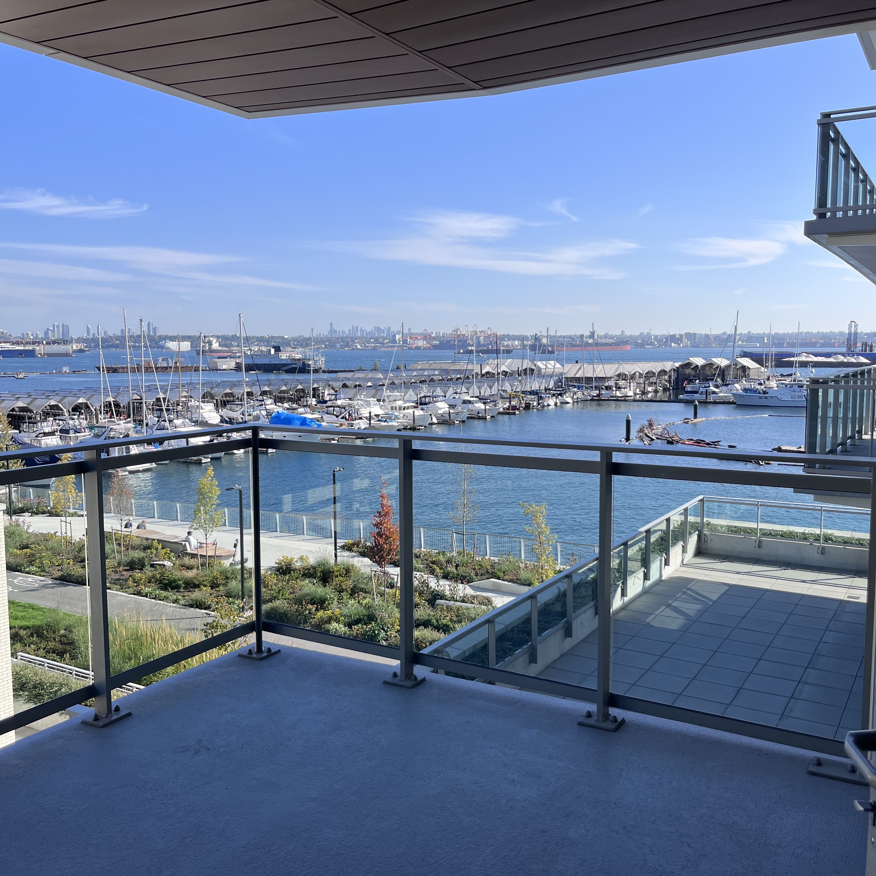 407-785 Harbour Way, North Vancouver