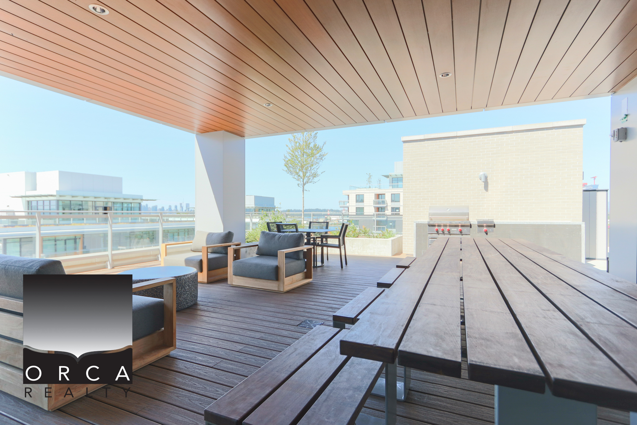 201-777 Harbour Way, North Vancouver