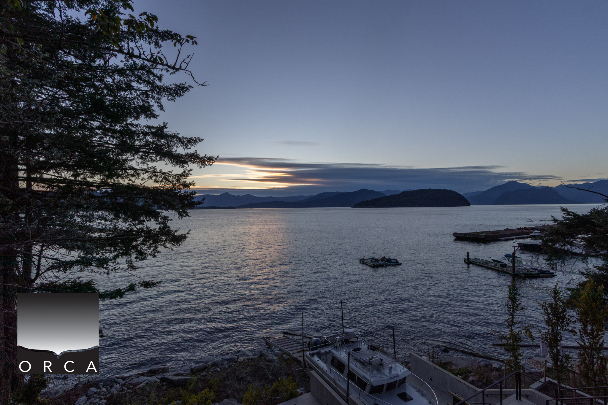 8885 Lawrence Way, West Vancouver