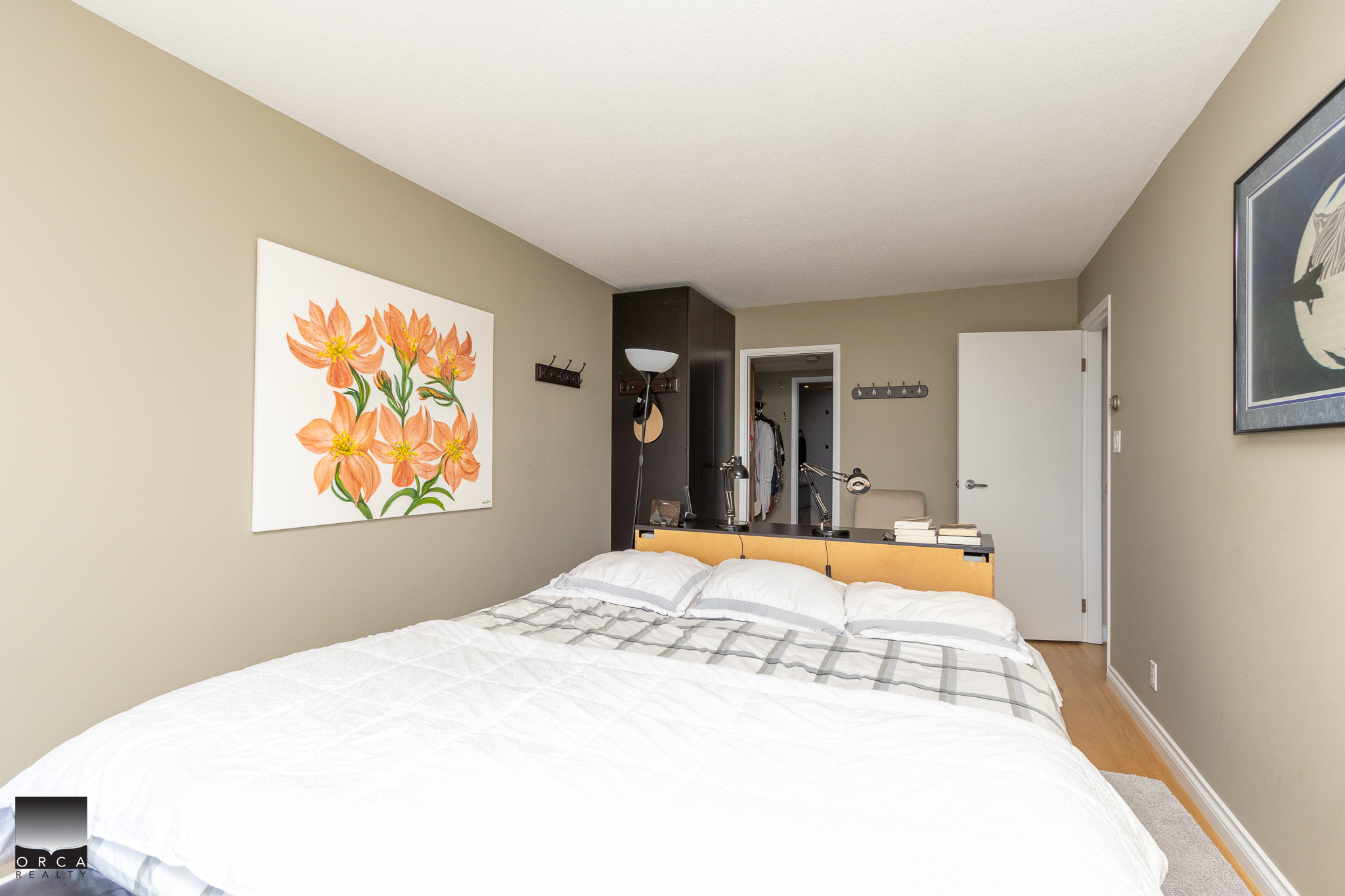 11-2246 Folkstone Way, West Vancouver