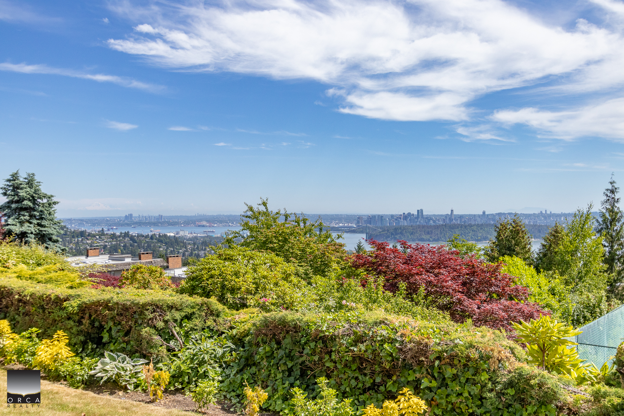 11-2246 Folkstone Way, West Vancouver