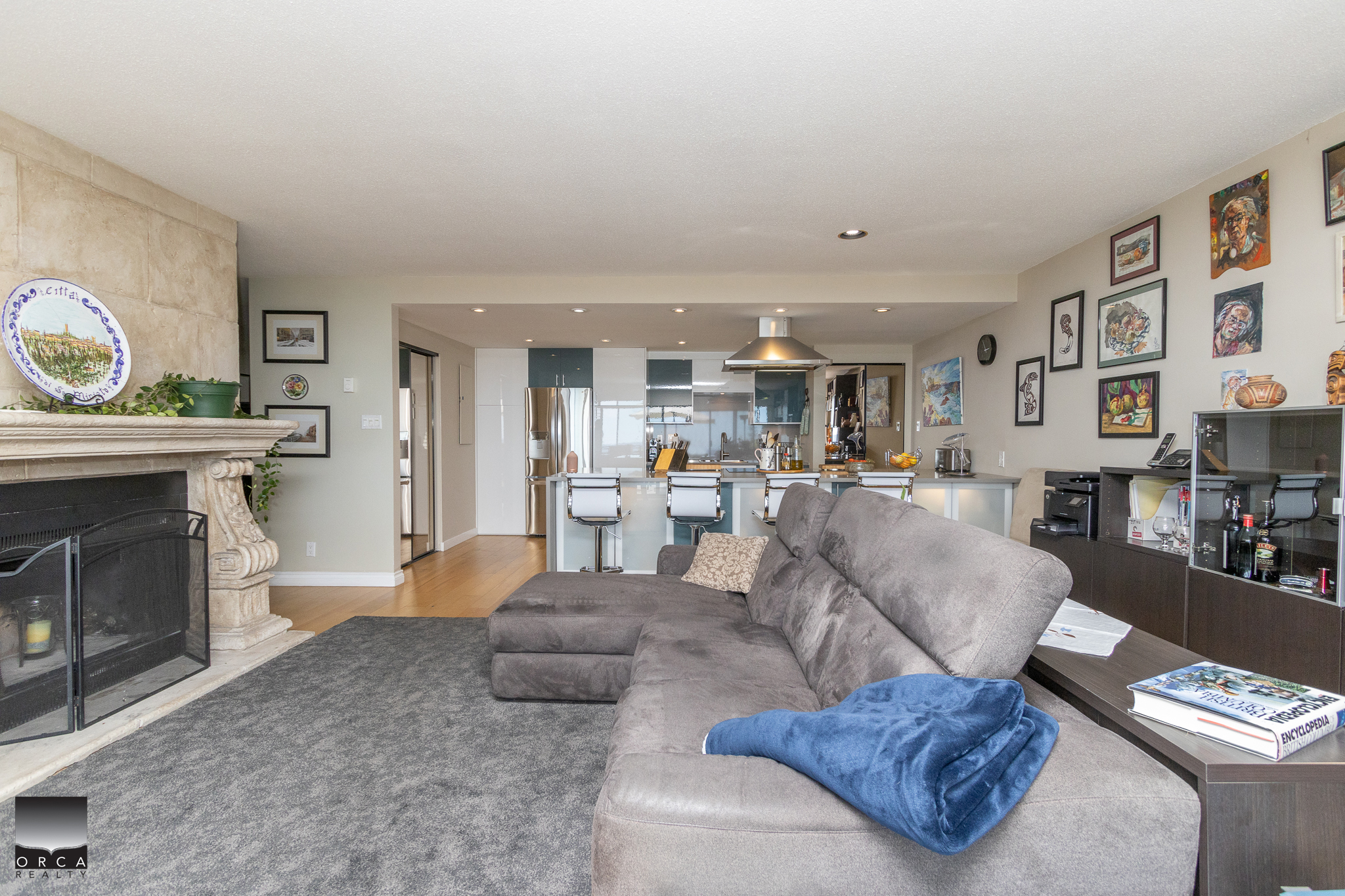 11-2246 Folkstone Way, West Vancouver
