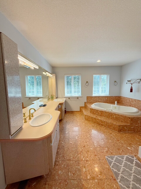 4501A Woodgreen Drive, West Vancouver