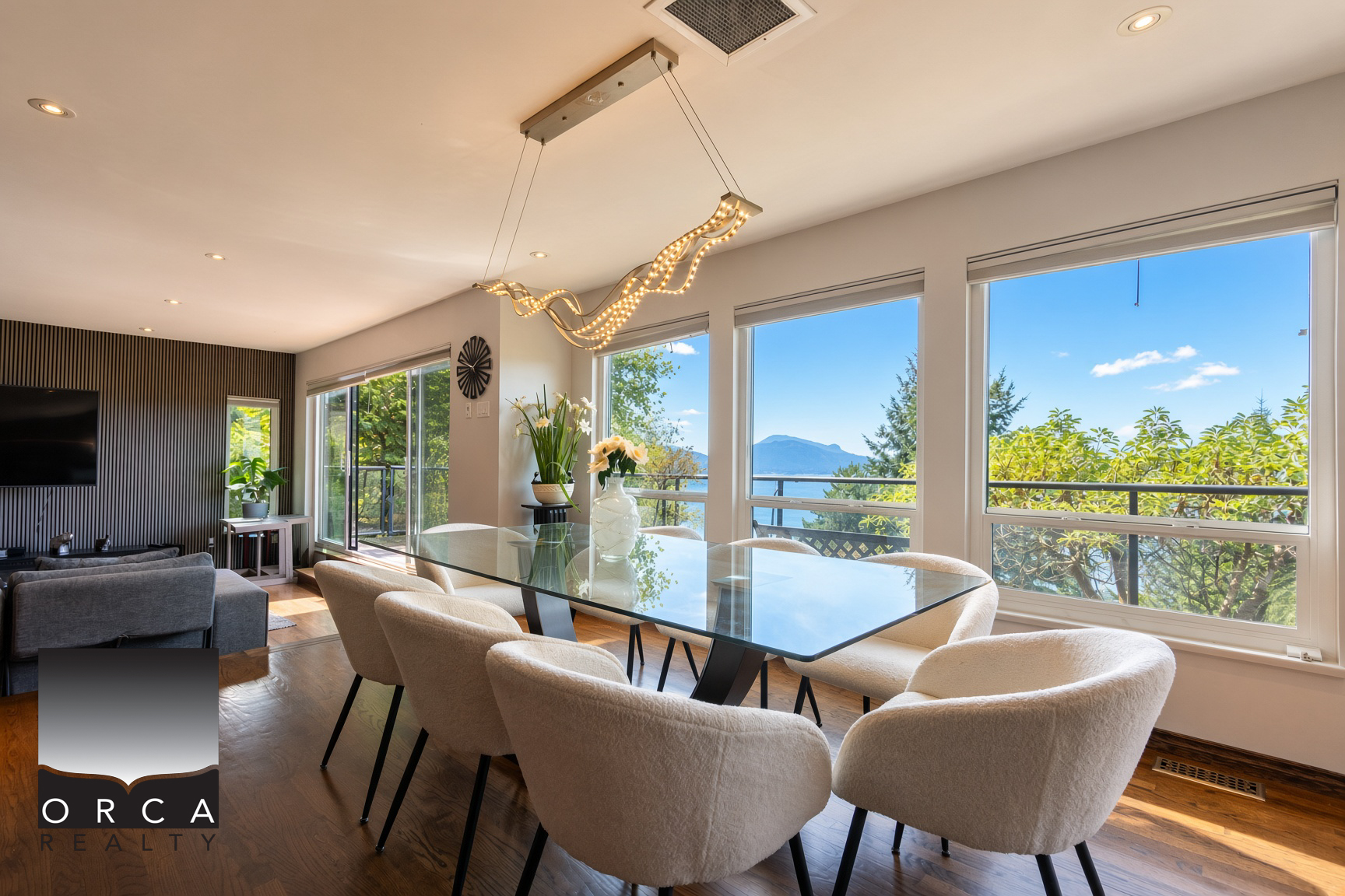 325 Kelvin Grove Way, Lions Bay