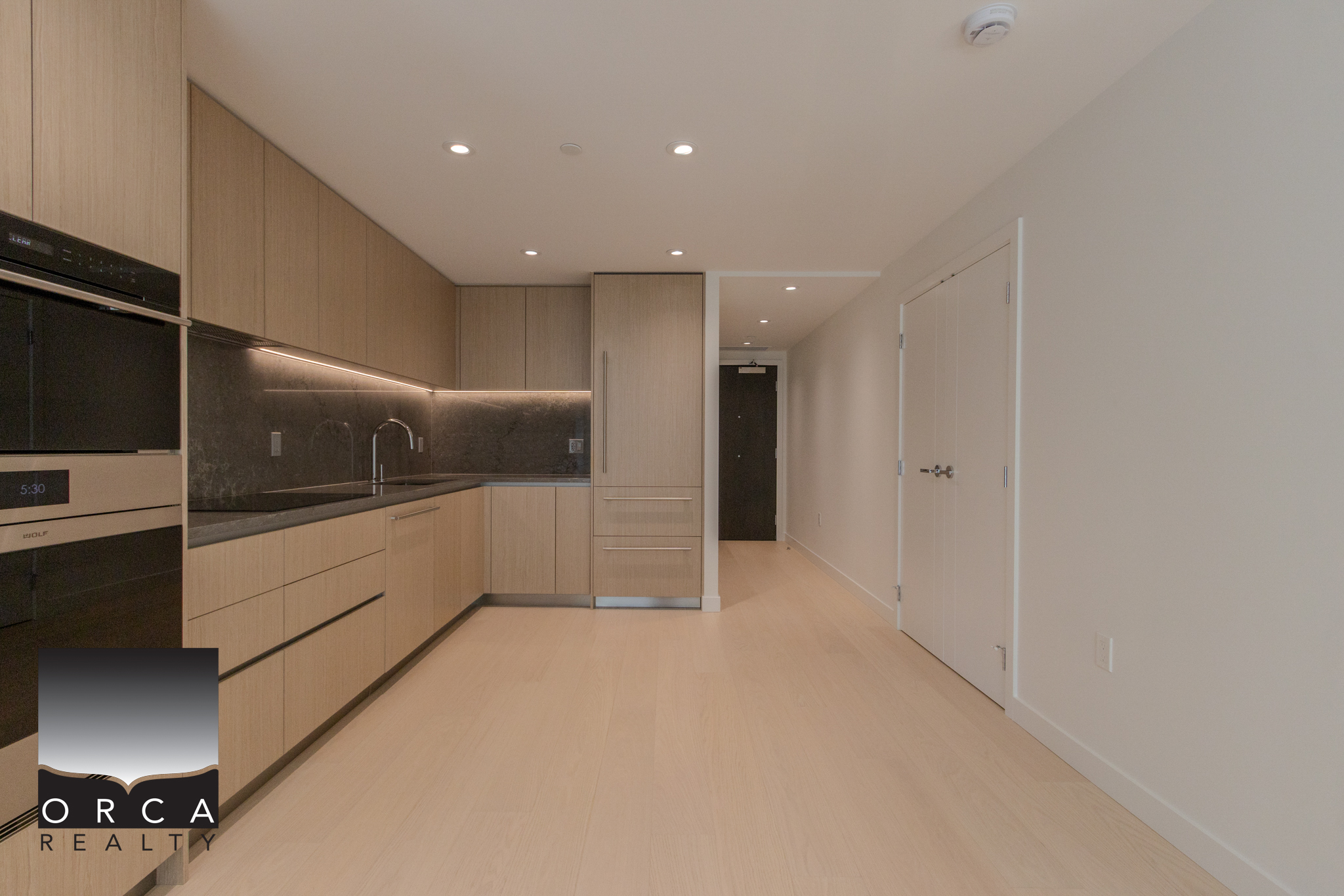 410-777 Harbour Way, North Vancouver